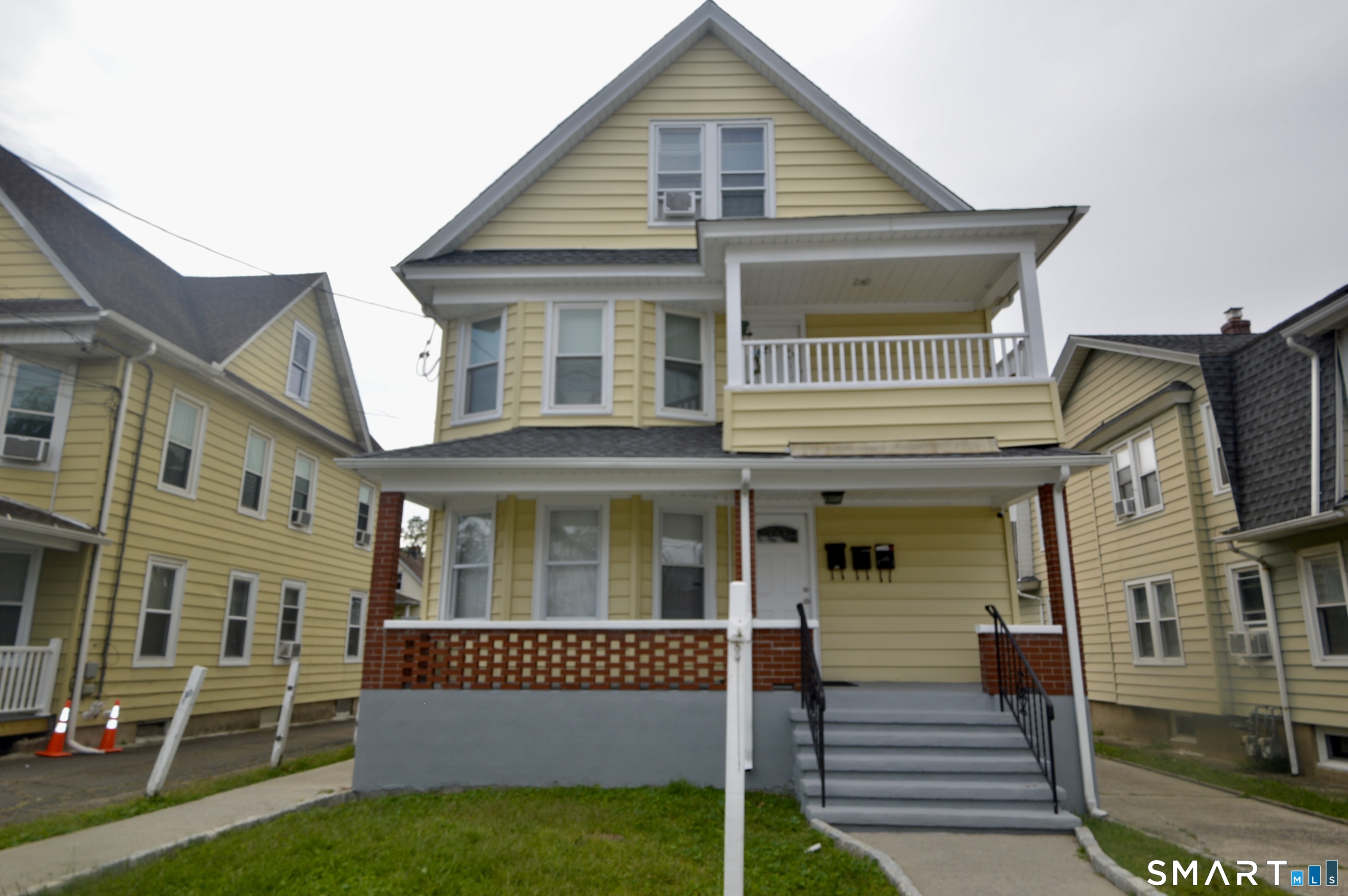 807 Brewster Street Property Photo 1