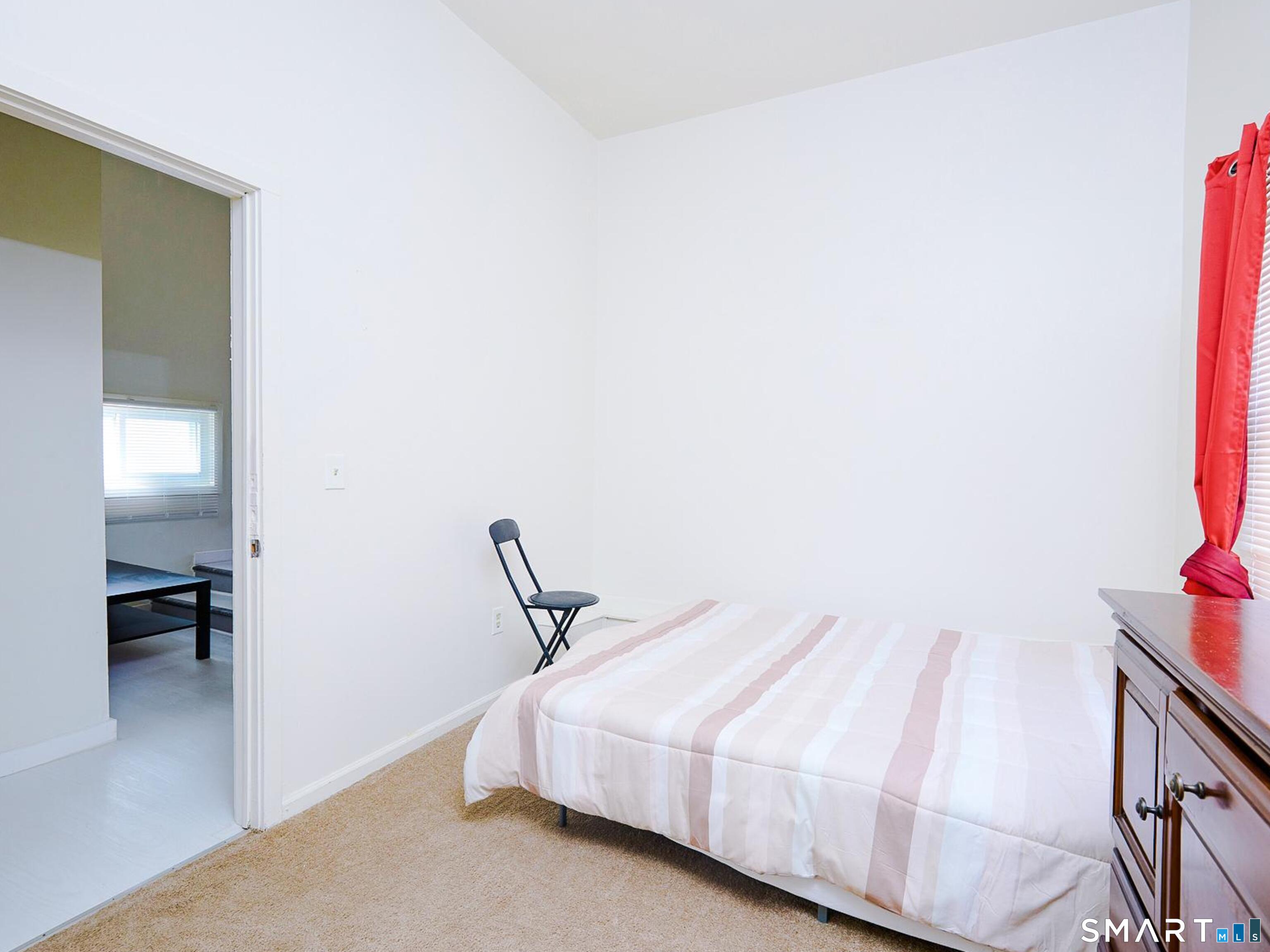 60 Olive Street Property Photo 22
