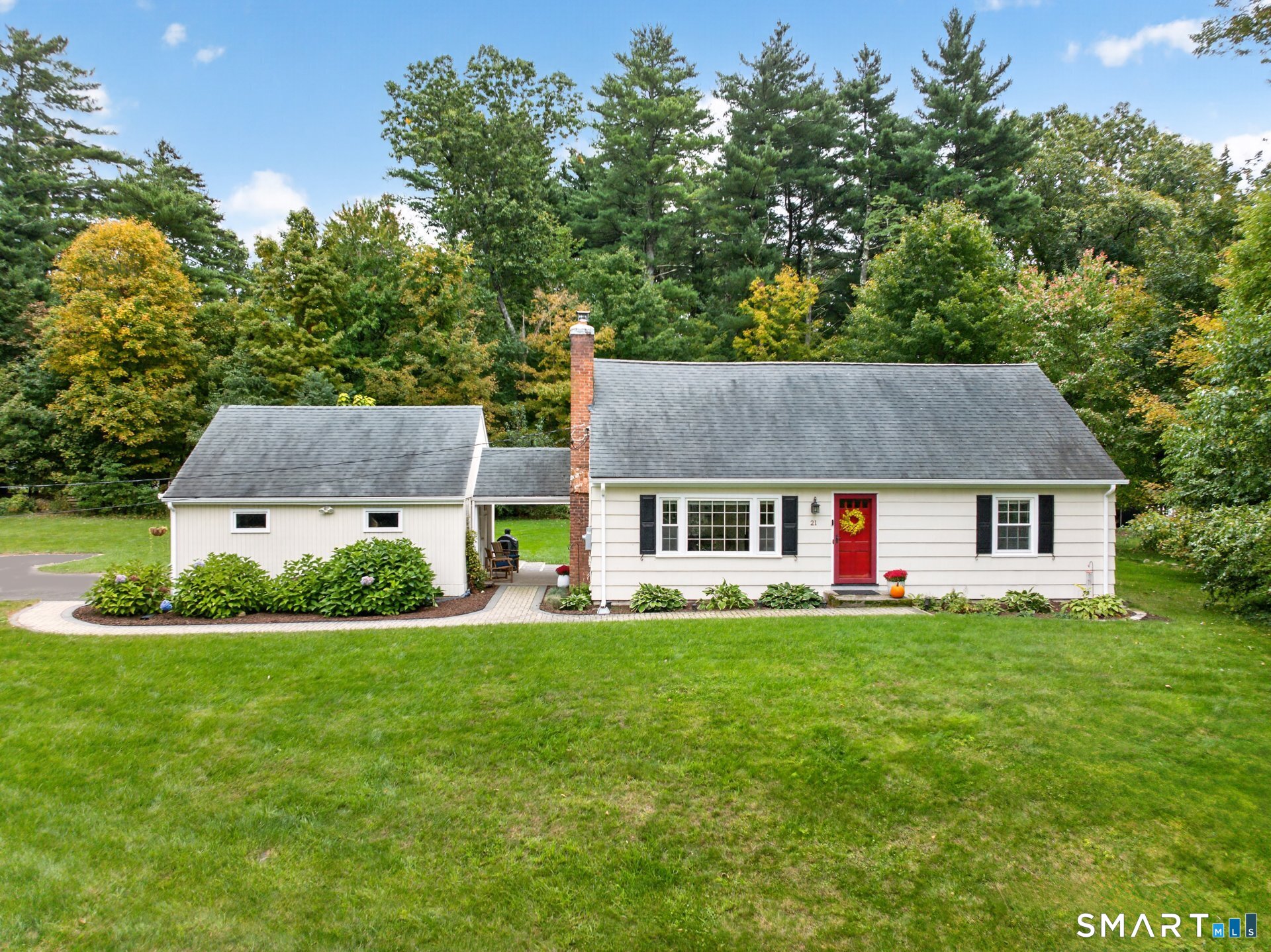 21 Ichabod Road Property Photo 1