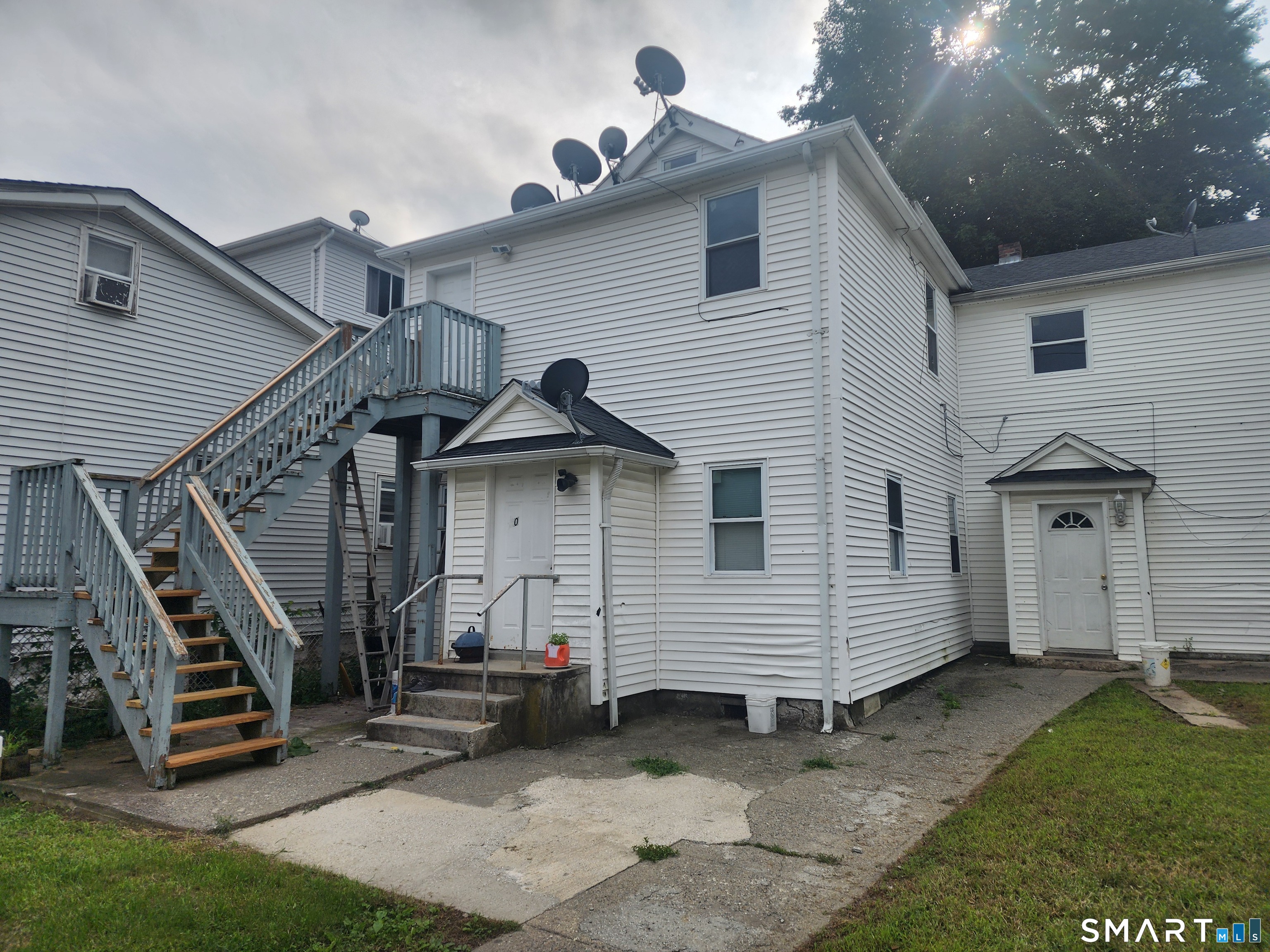 40 Adams 2nd Fl Avenue Property Photo 1