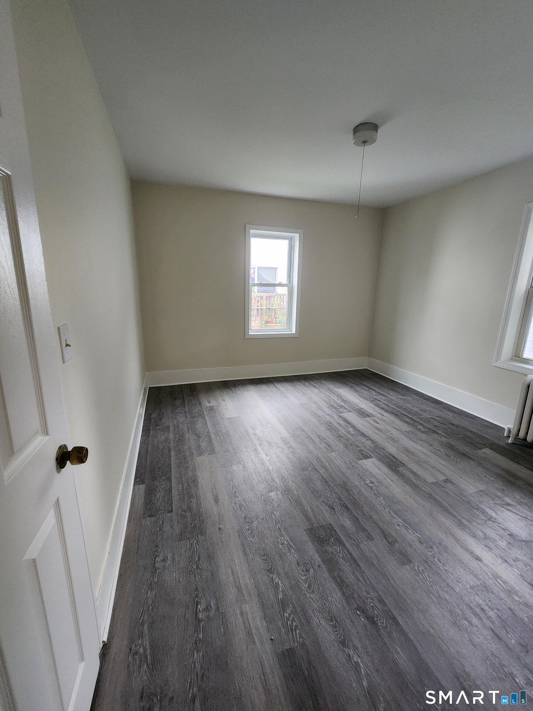 40 Adams 2nd Fl Avenue Property Photo 8