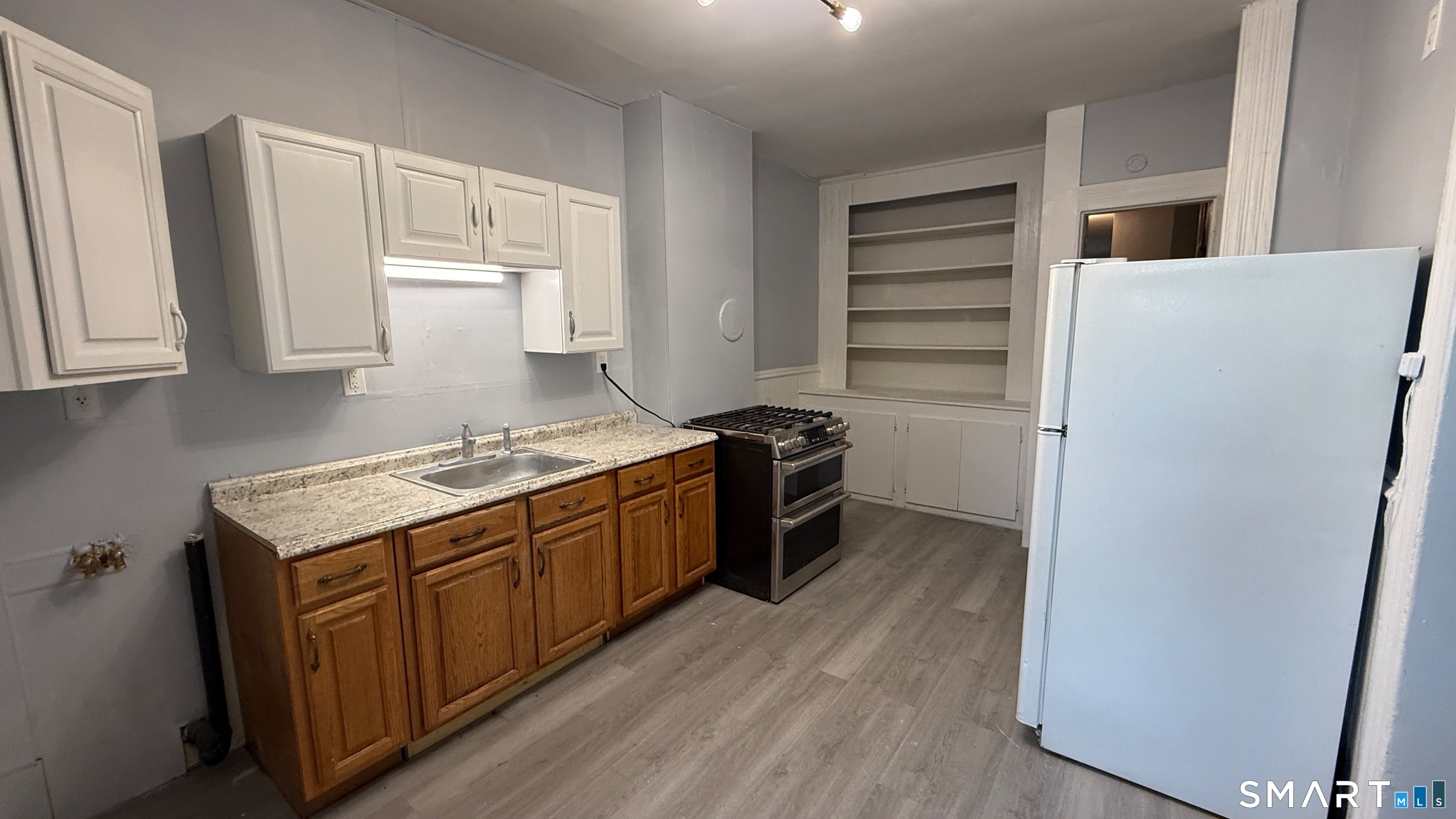 242 Madison 1st Avenue Property Photo 1