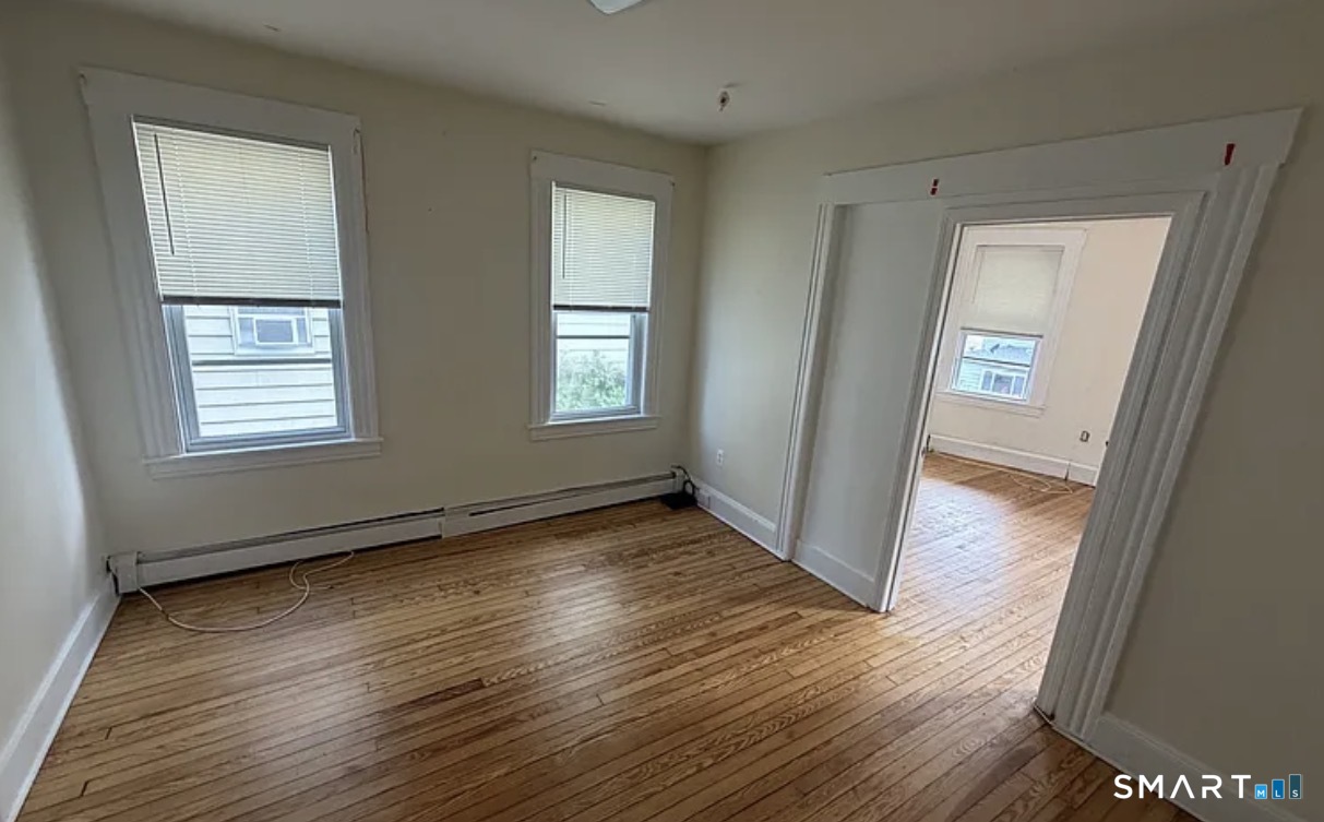 194 Sheridan Street Property Photo 4