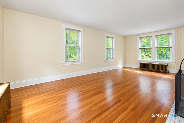 173 Gilbert Avenue Property Photo 10