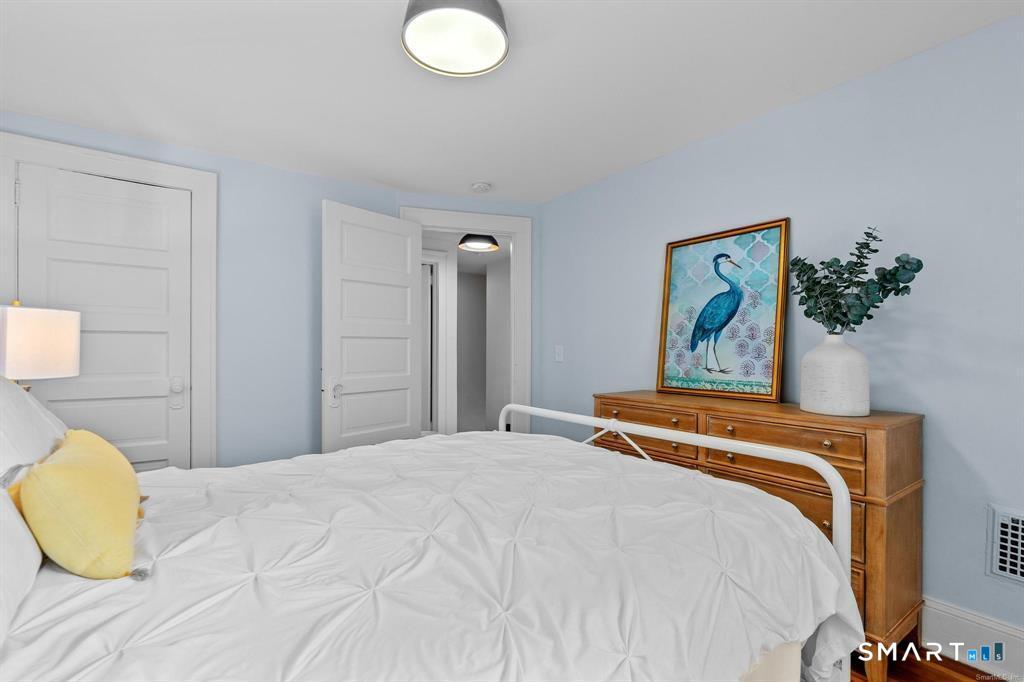 136 Whitman Avenue Property Photo 17