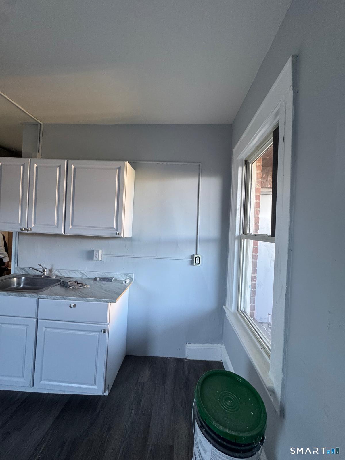159 Charles 11 Street Property Photo 6