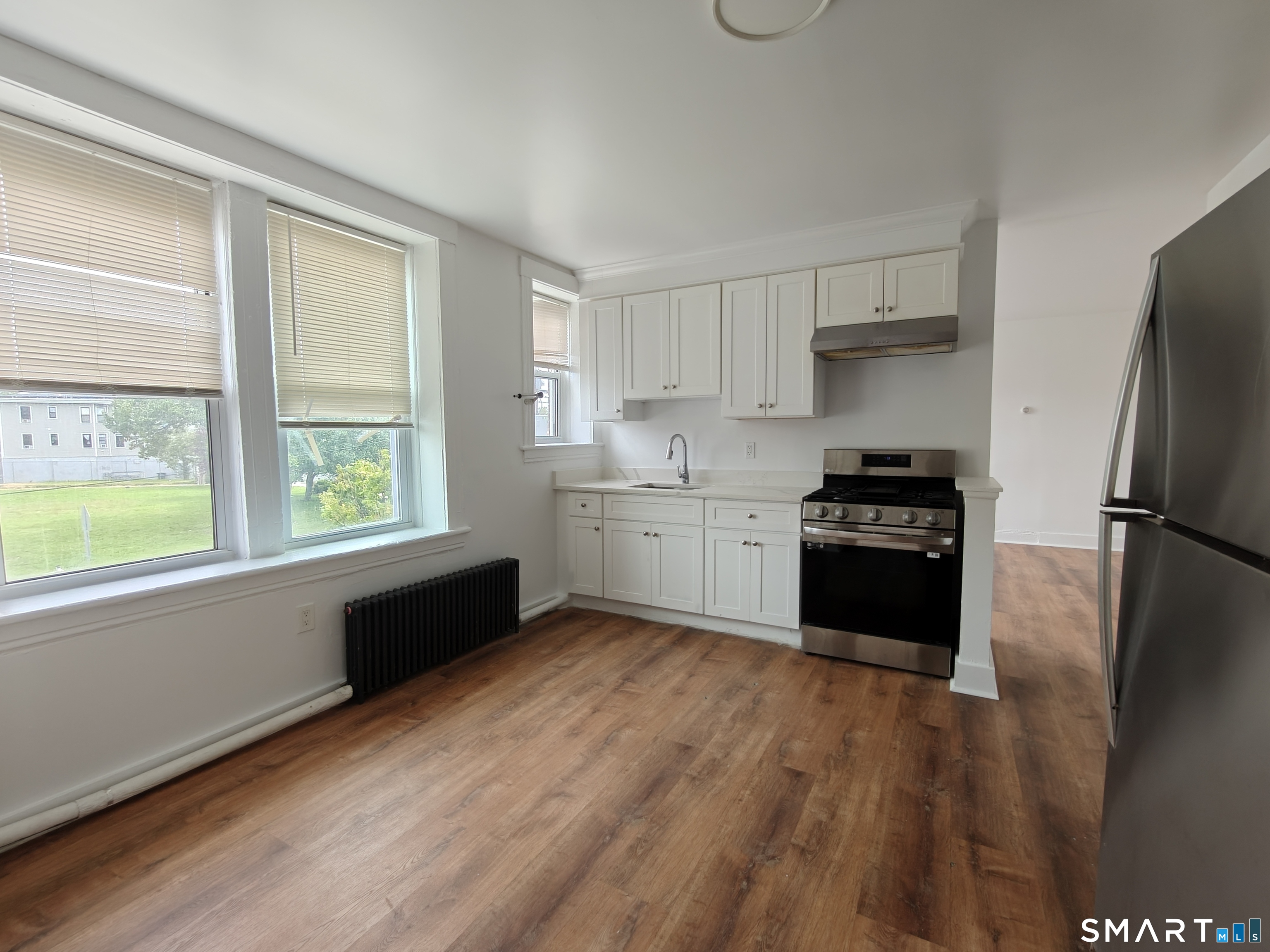 1220 State 2 Street Property Photo 1