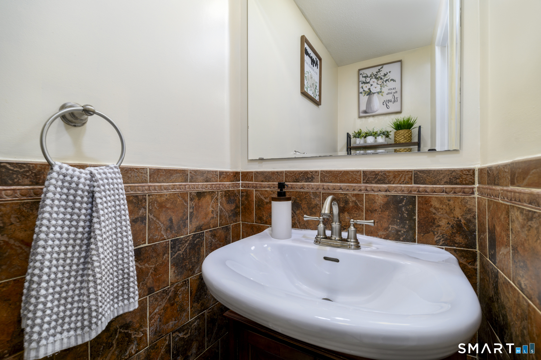 58 Patricia J Road Property Photo 25