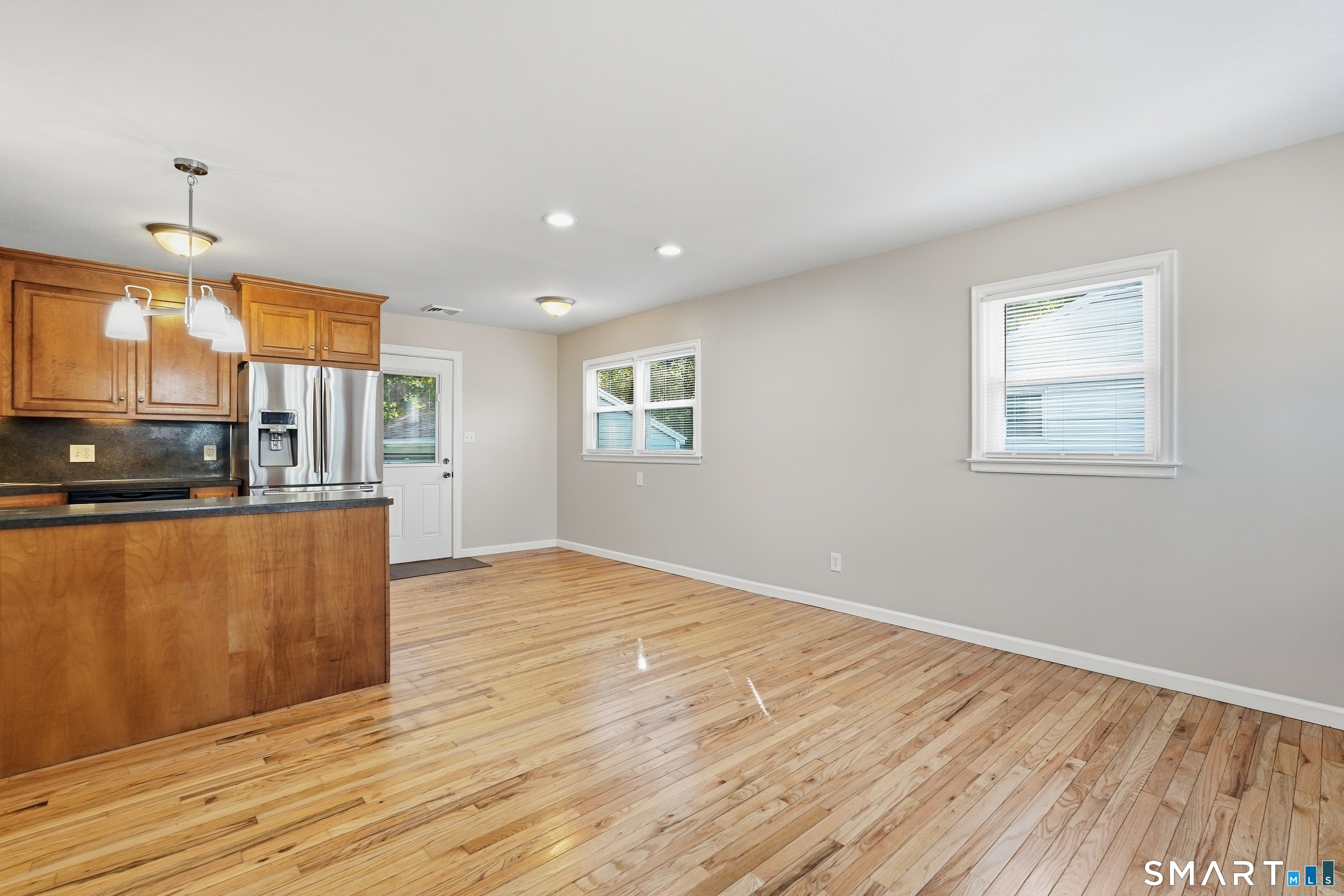 127 Wolcott Street Property Photo 9