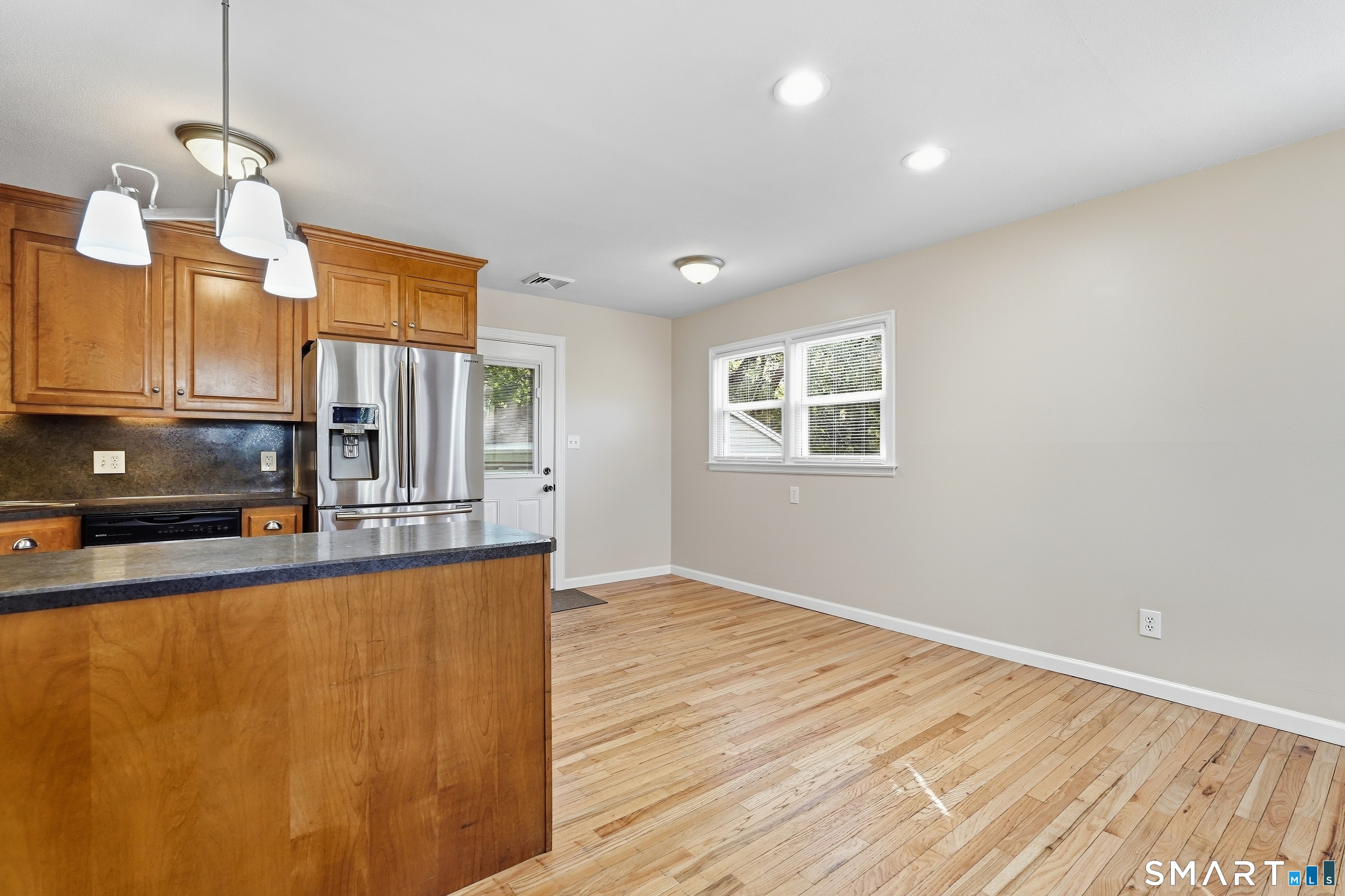 127 Wolcott Street Property Photo 12