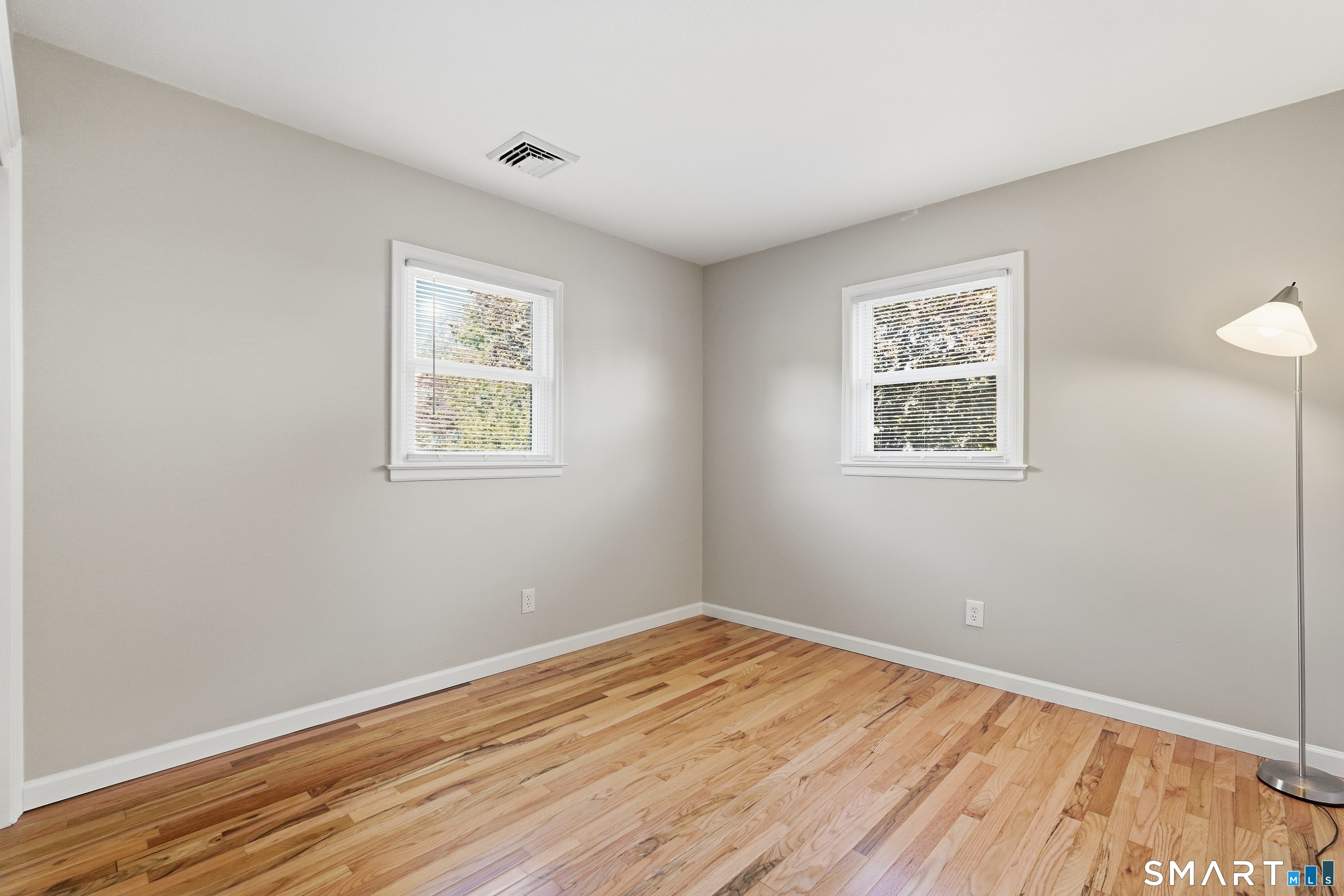 127 Wolcott Street Property Photo 16