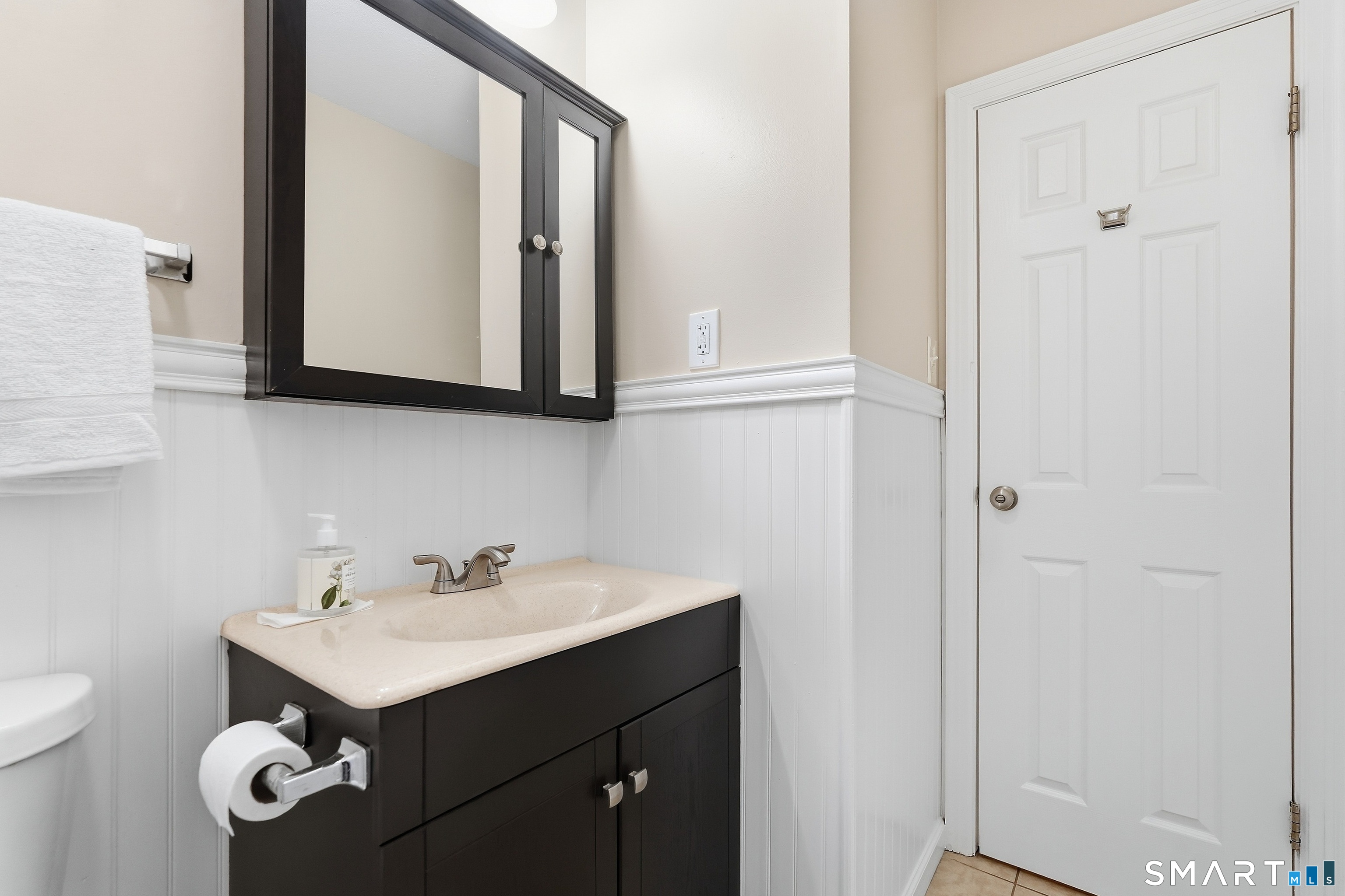 127 Wolcott Street Property Photo 22