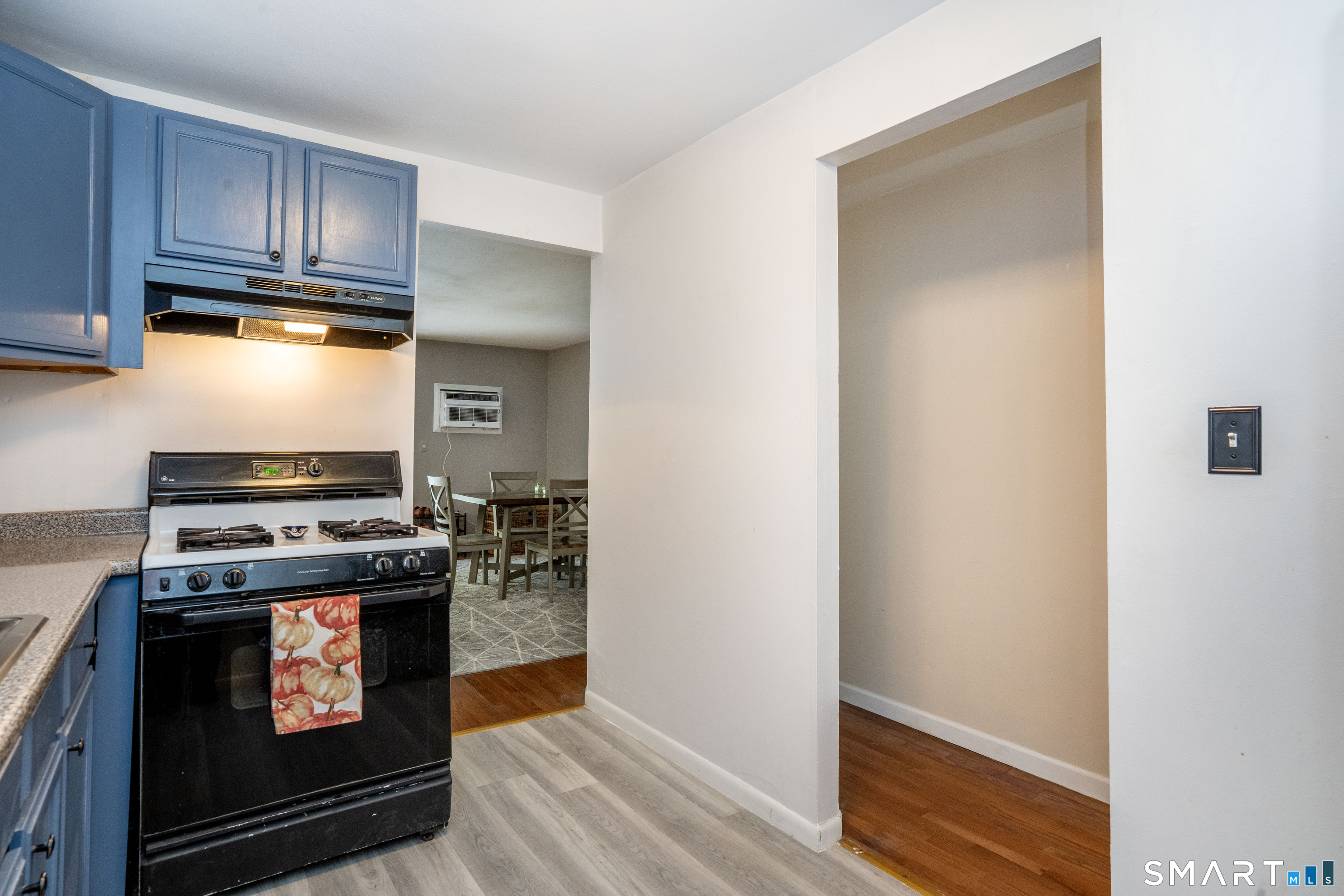 188 Main 188 Street Property Photo 13