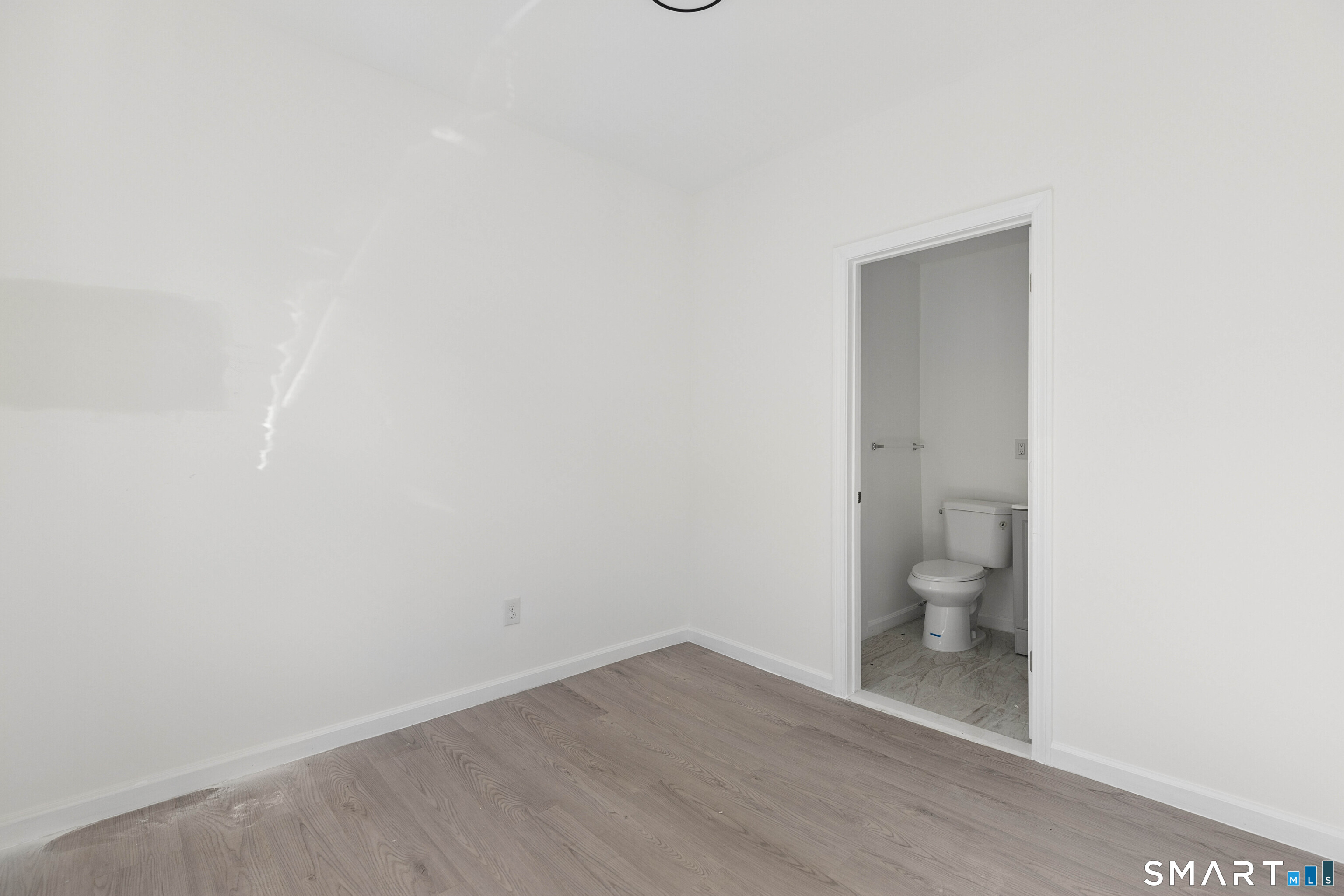 47-49 Putnam Street Property Photo 11