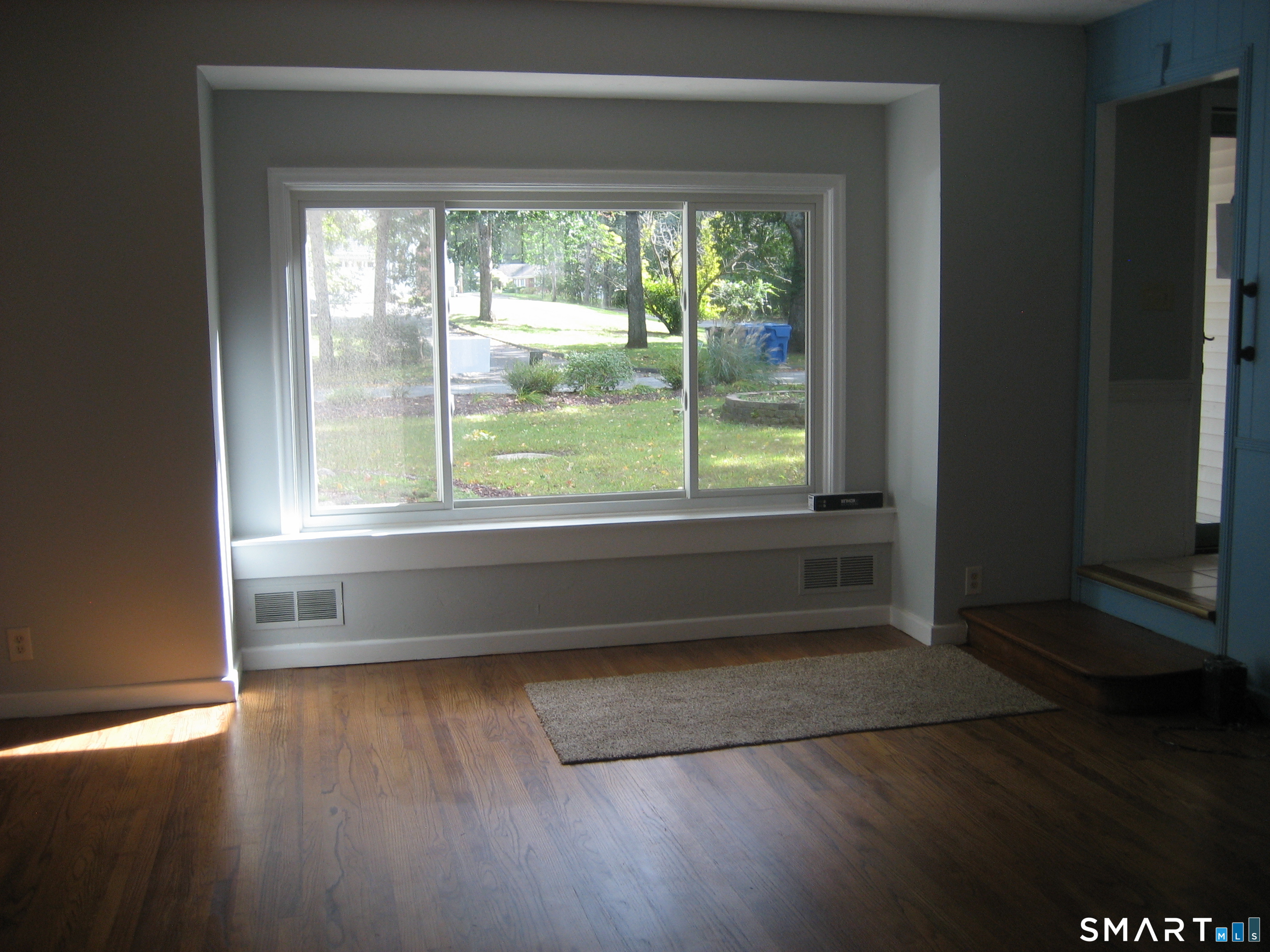 60 Mohegan Road Property Photo 5