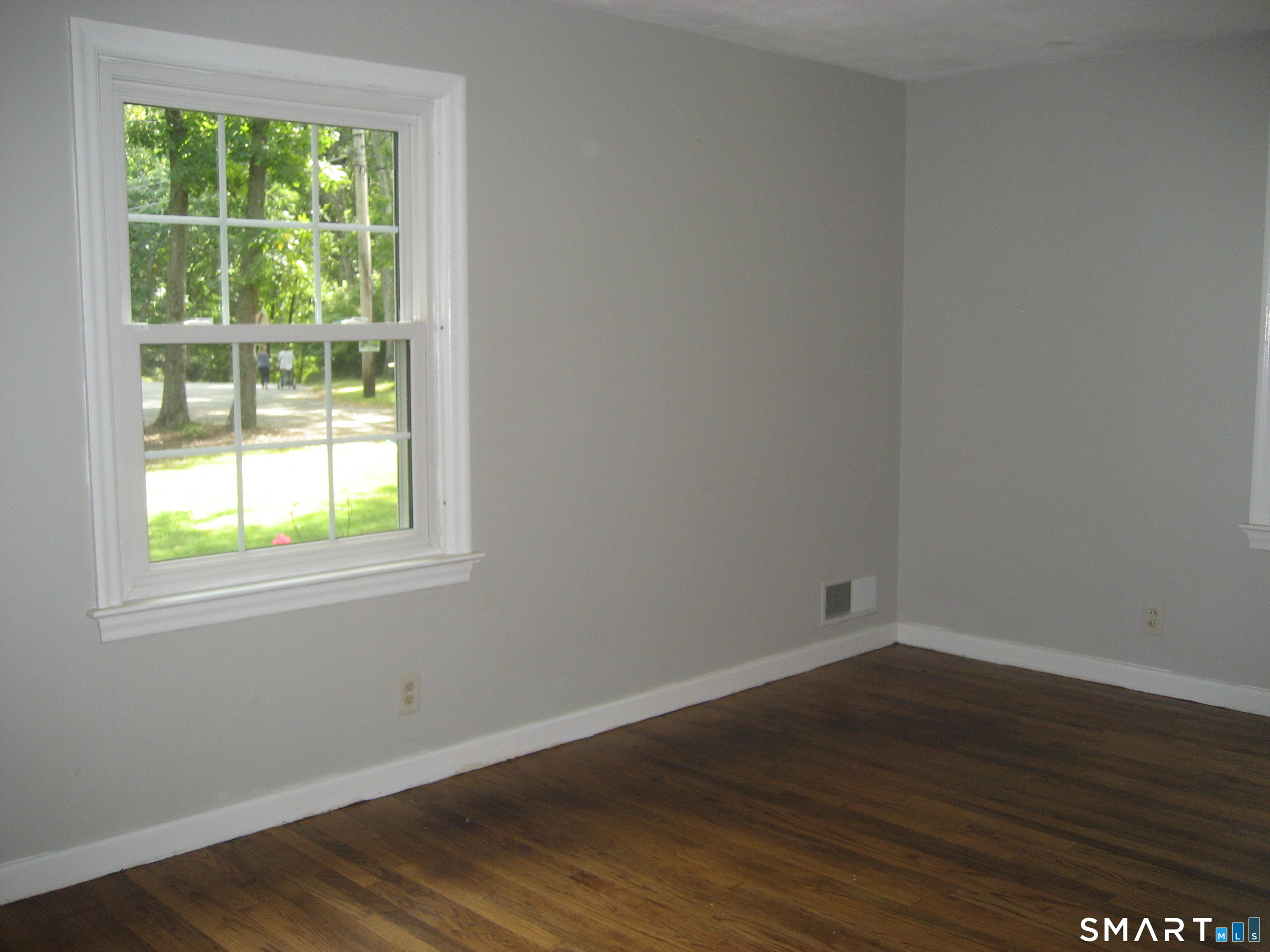 60 Mohegan Road Property Photo 14