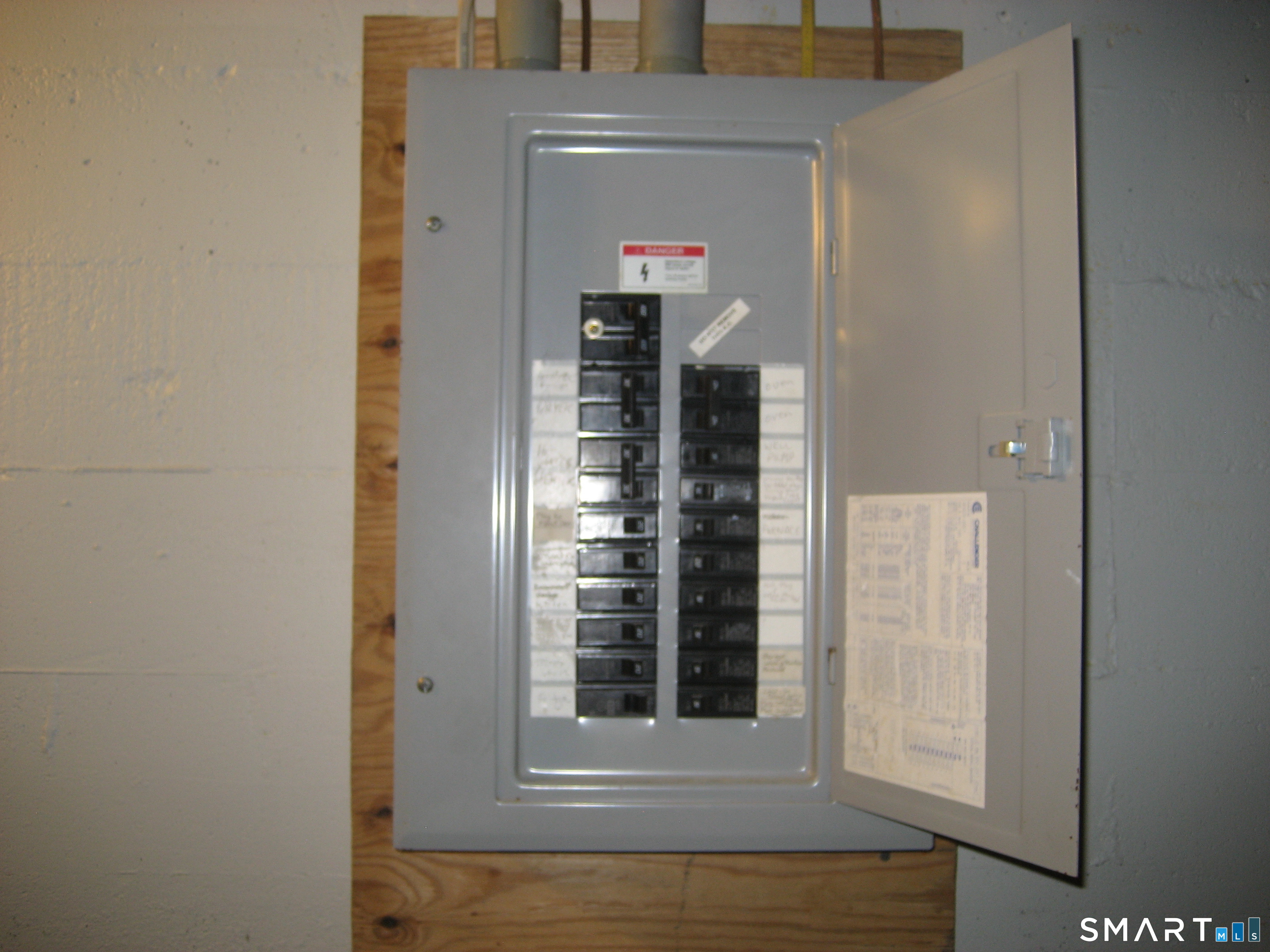 60 Mohegan Road Property Photo 18