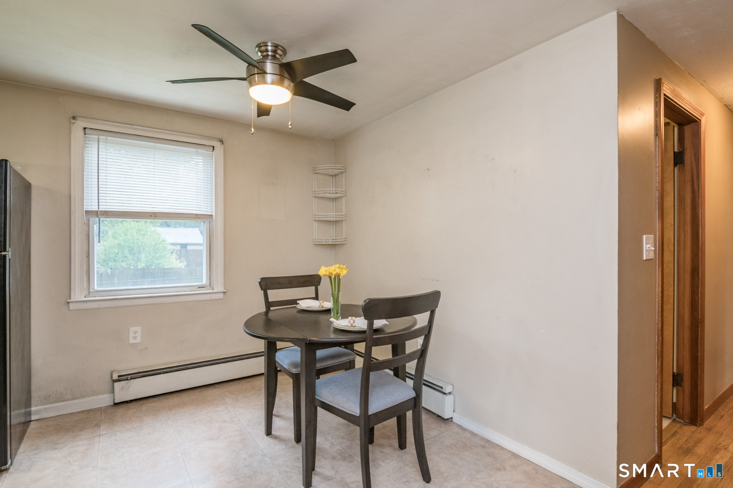 10 Sun Street Property Photo 5