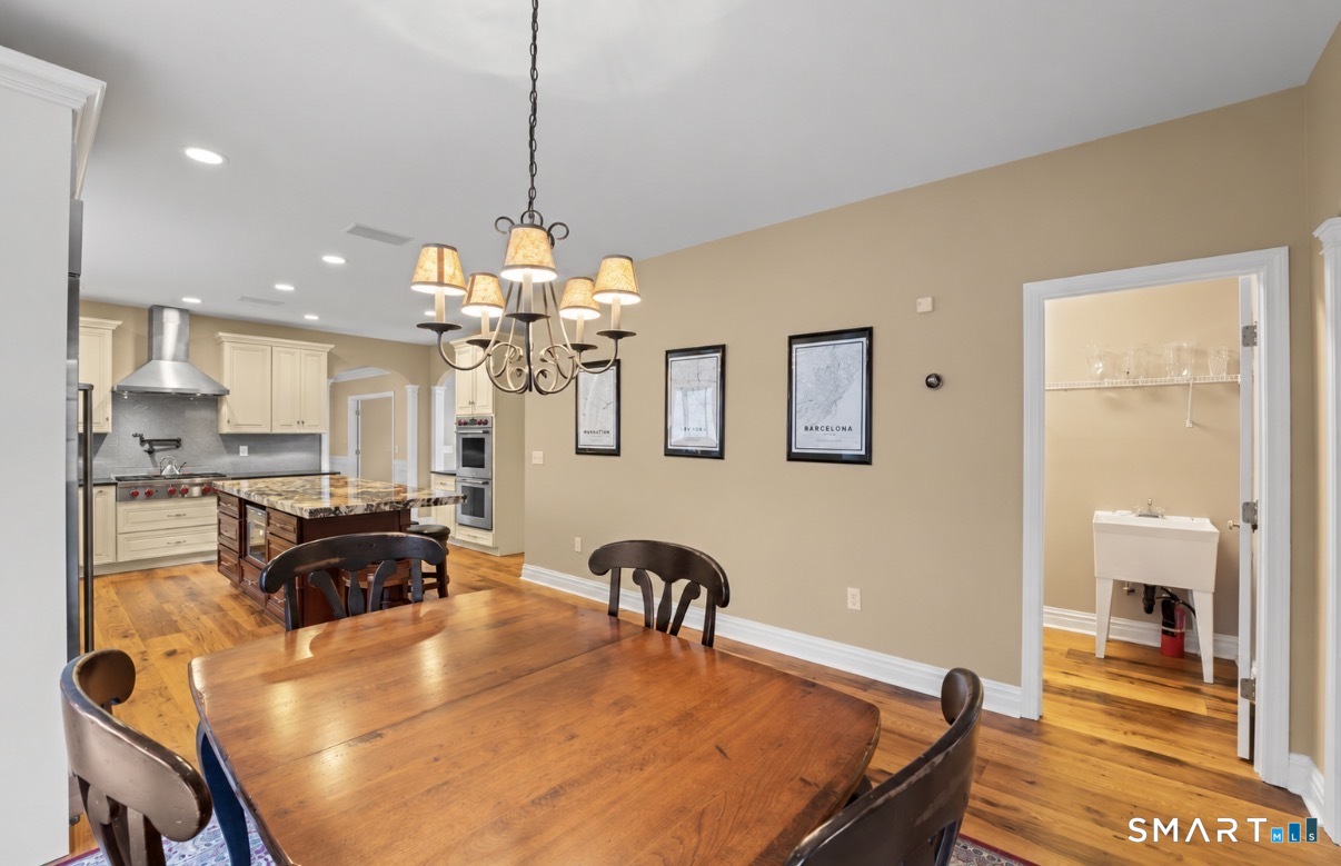 15 Wedgewood Court Property Photo 17