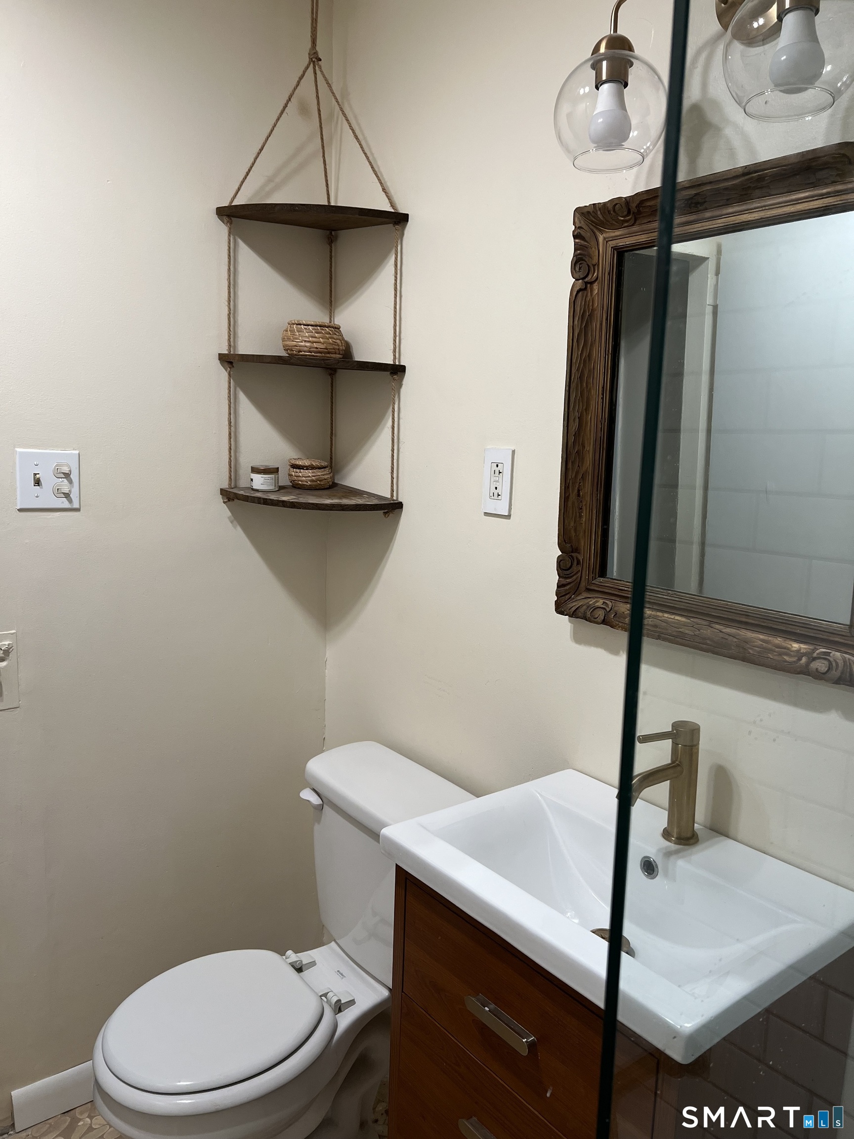 40 Owen E11 Street Property Photo 17