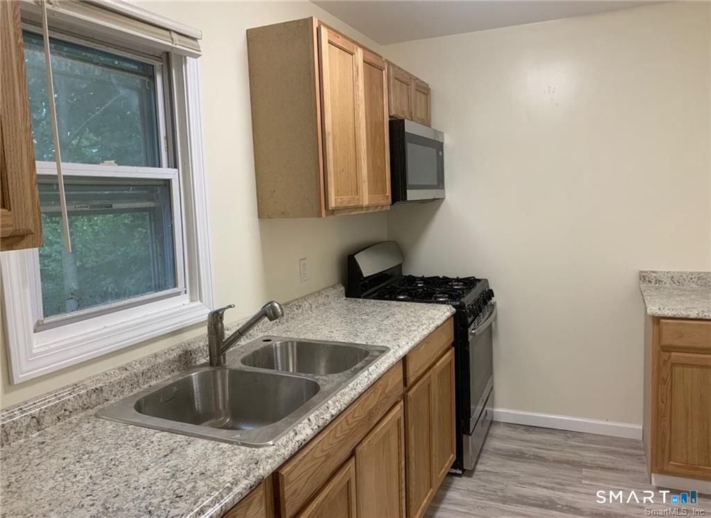 96 Hill Street Property Photo 16