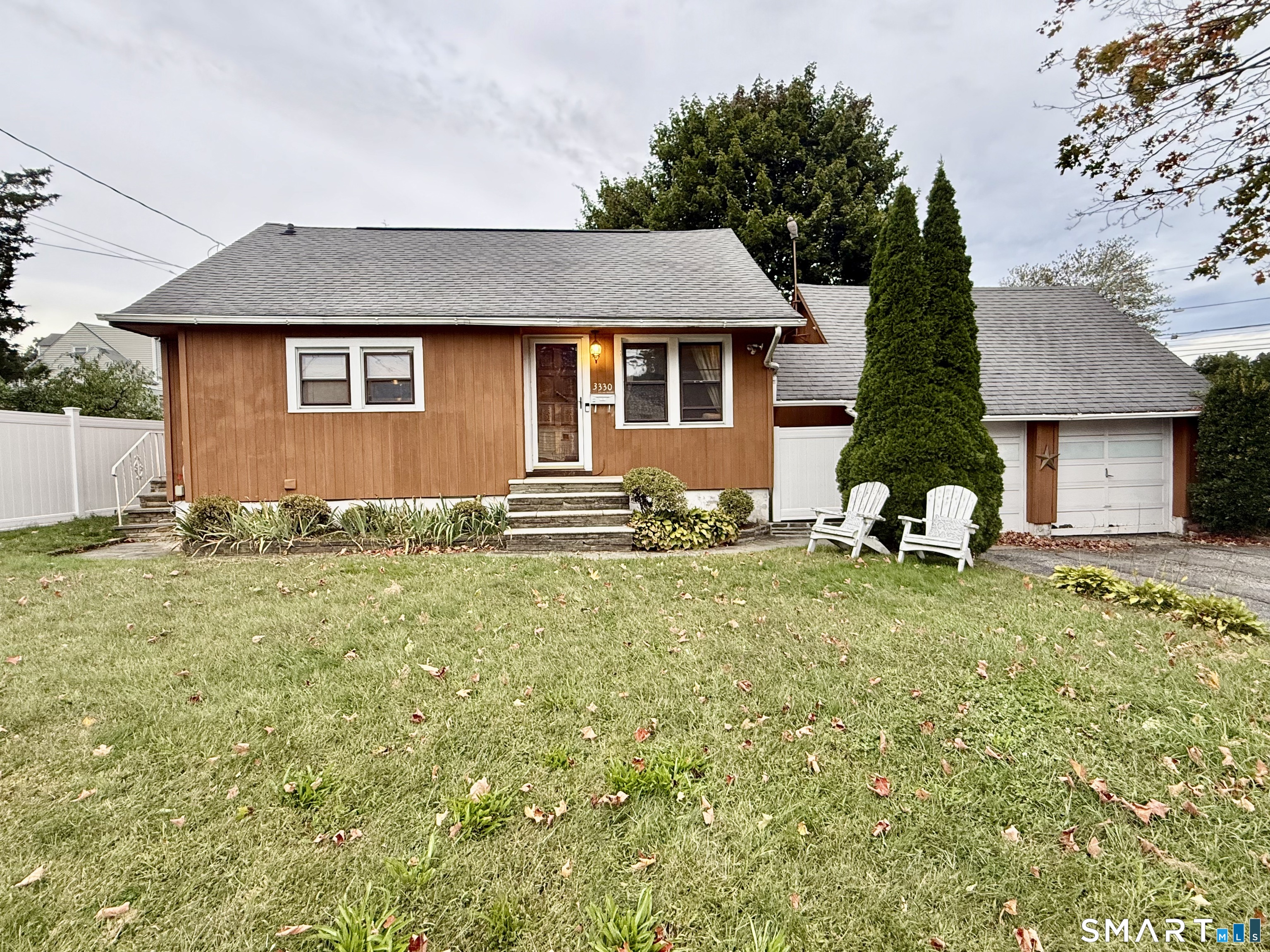 3330 Old Town Road Property Photo 1
