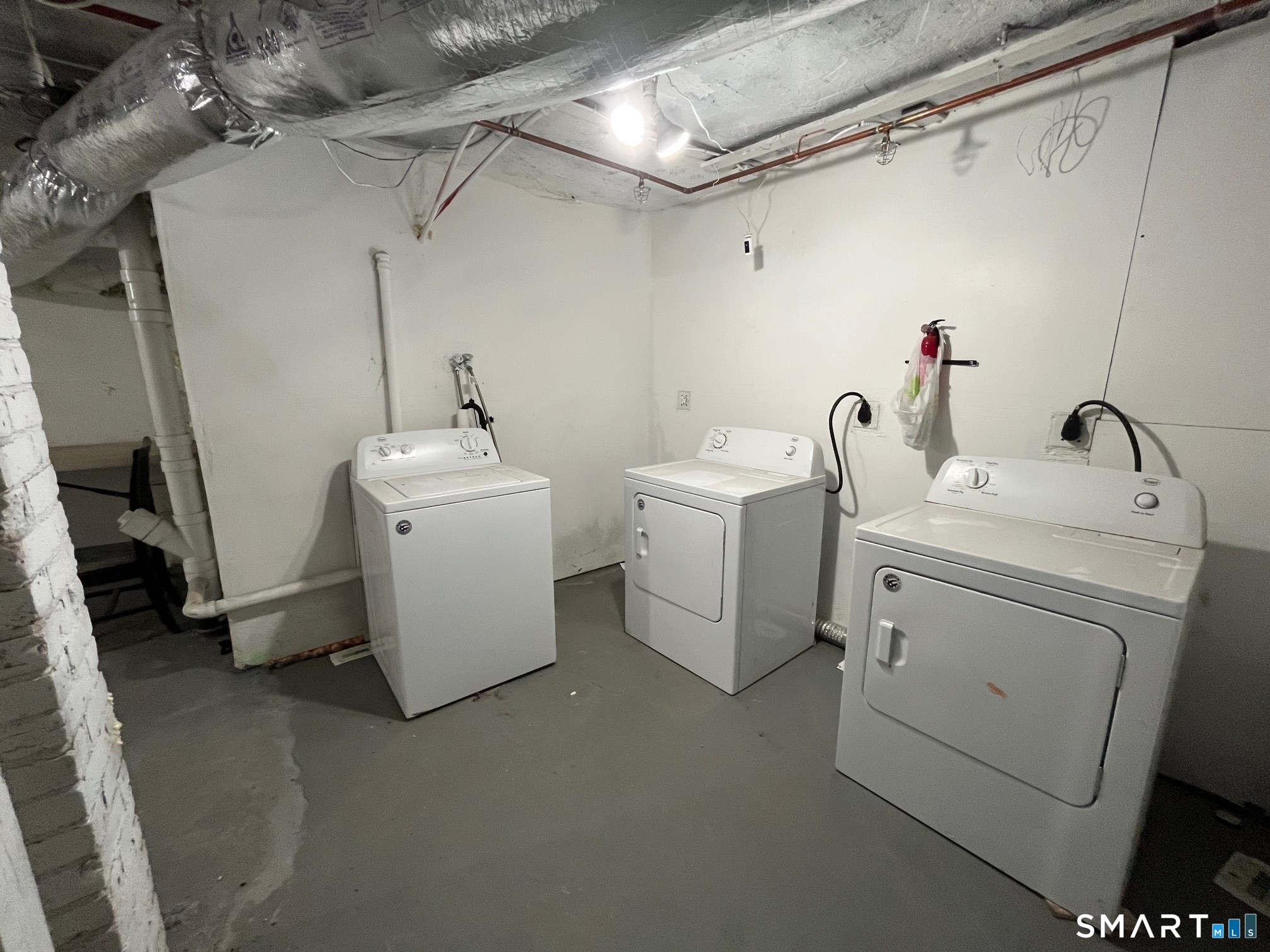 227 Hillside Avenue Property Photo 17