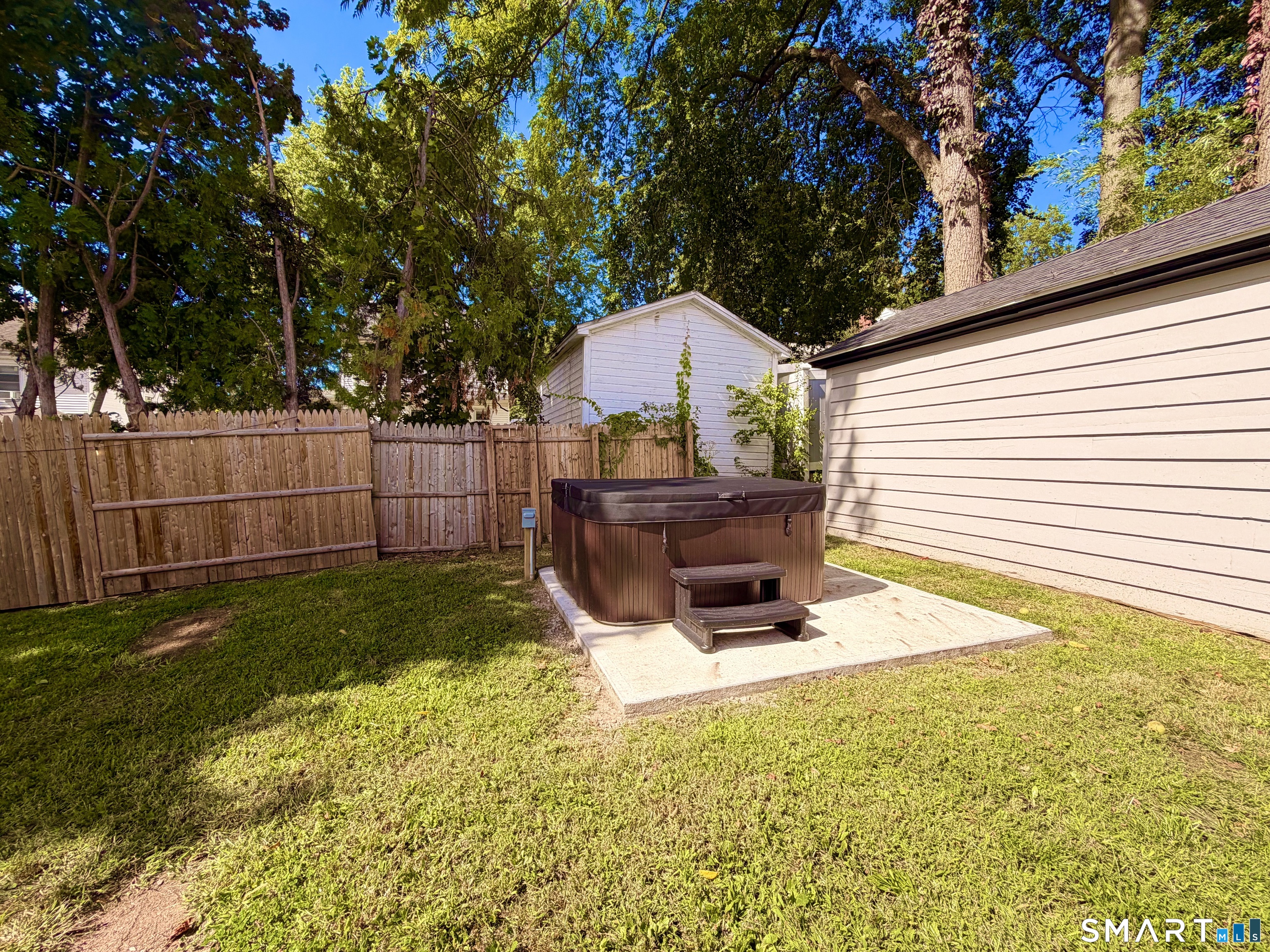 96 Roydon Road Property Photo 20