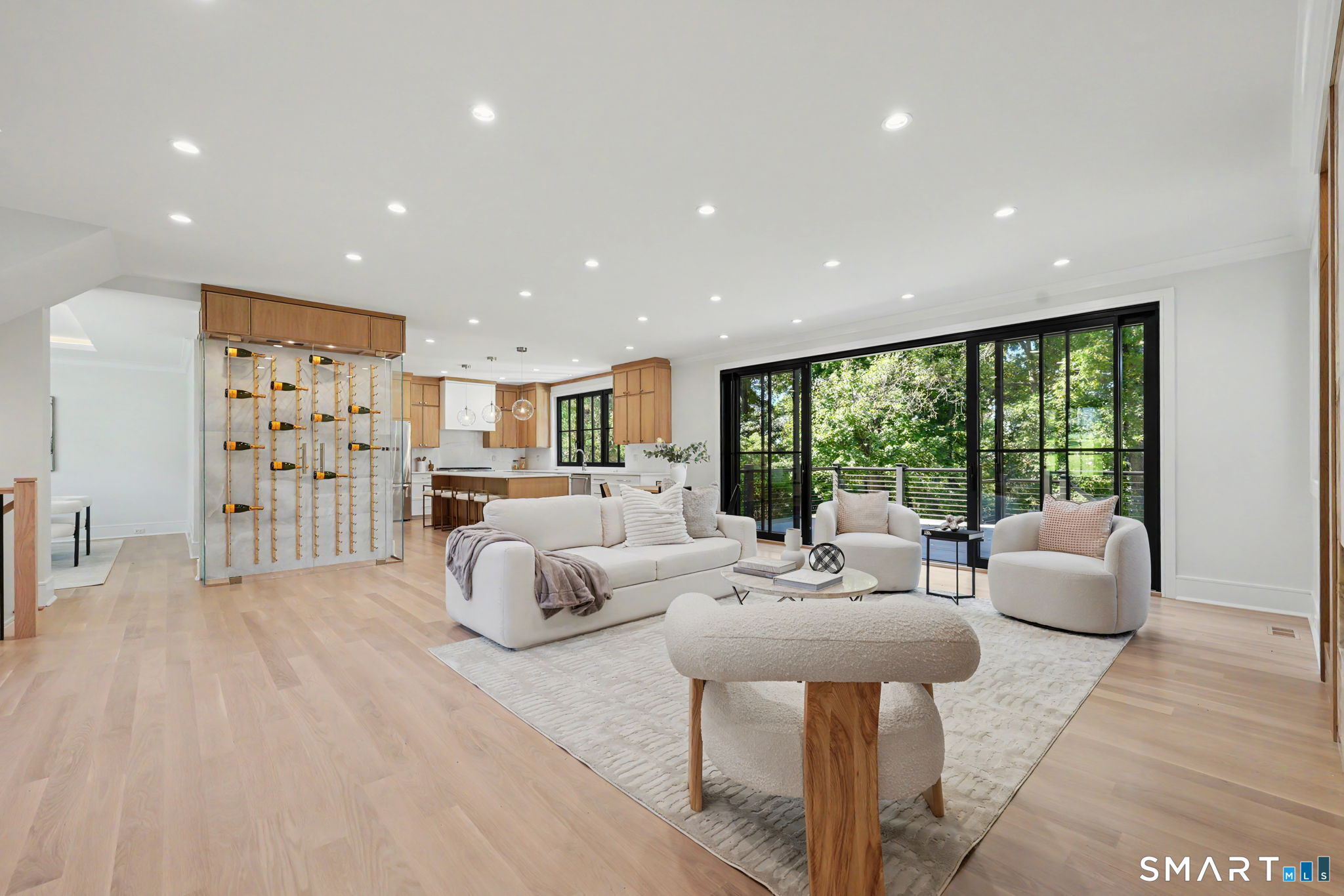 8 Somerset Lane Property Photo 9