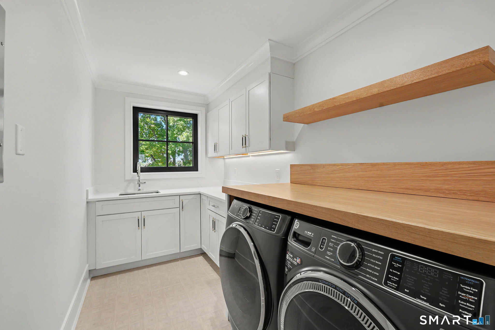 8 Somerset Lane Property Photo 23