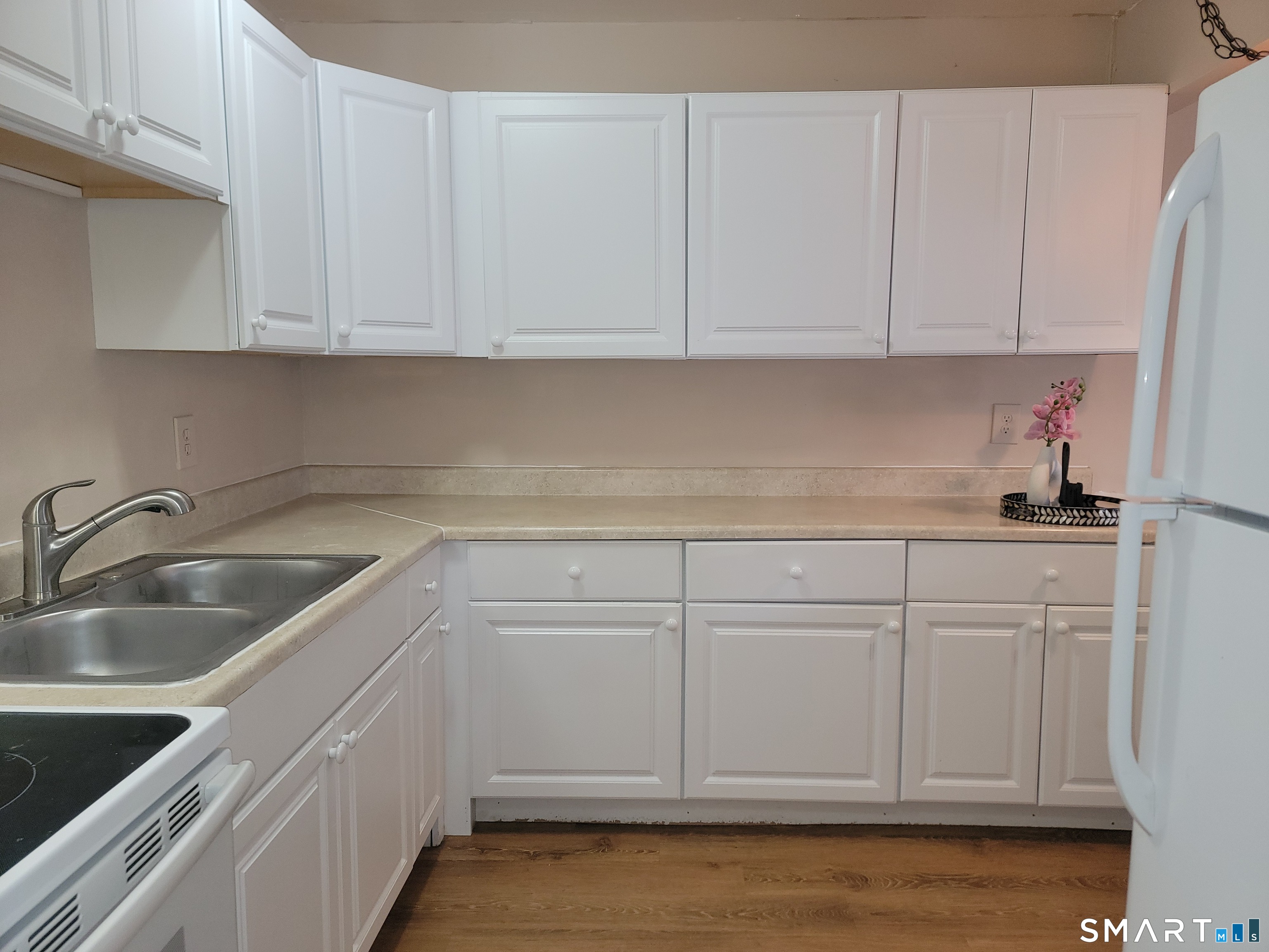 23 Bostwick 23 Arms Property Photo 9