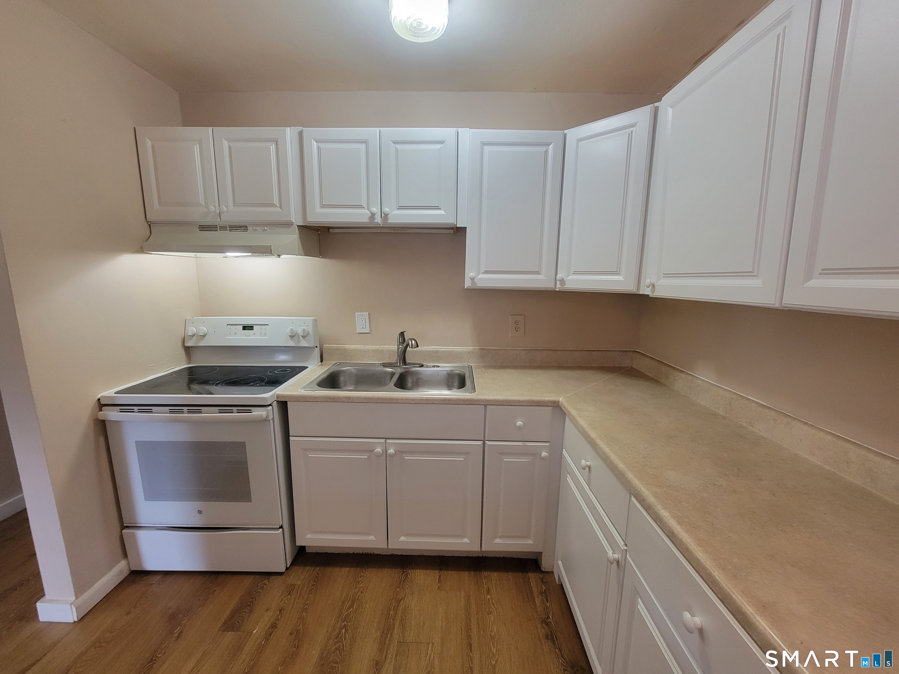 23 Bostwick 23 Arms Property Photo 10