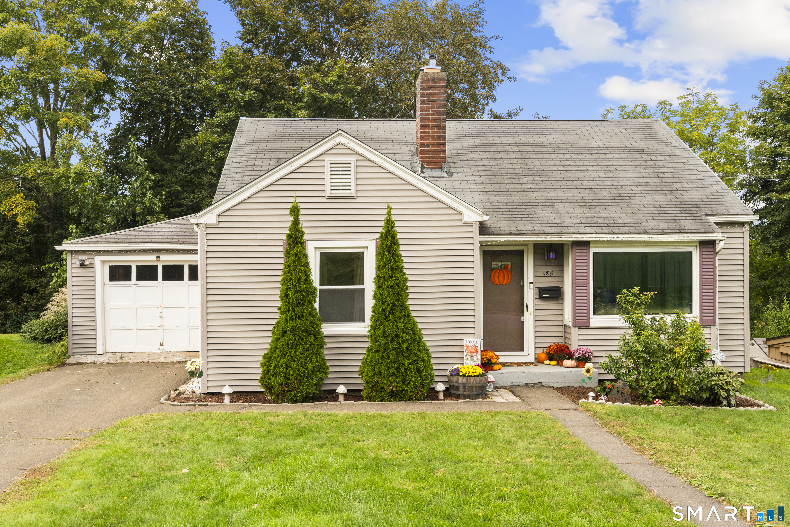 185 Columbus Avenue Property Photo 1