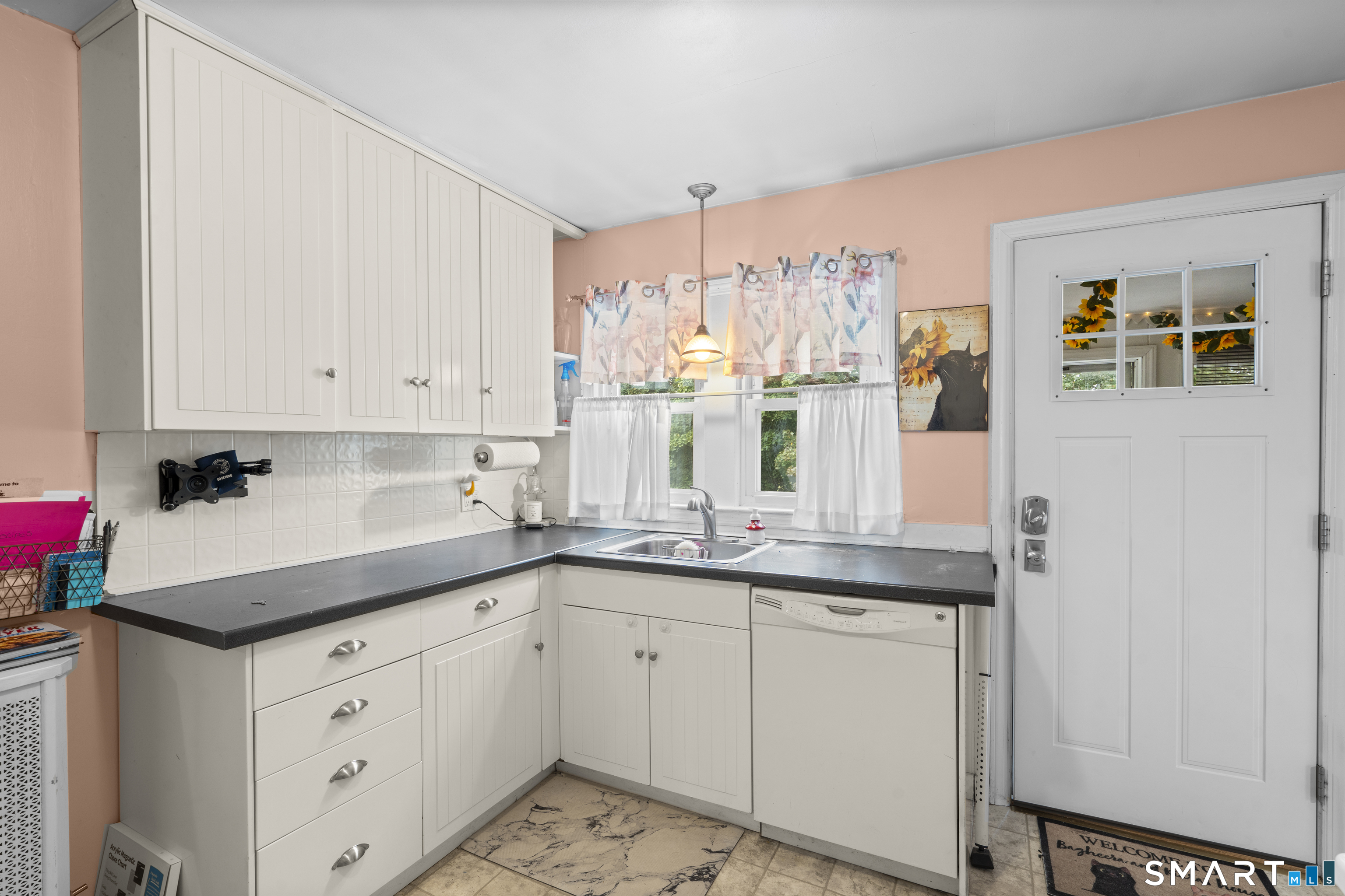 185 Columbus Avenue Property Photo 7
