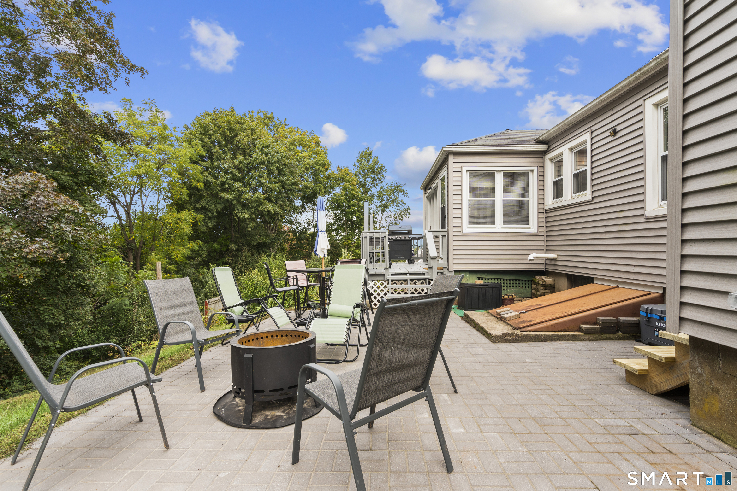 185 Columbus Avenue Property Photo 20