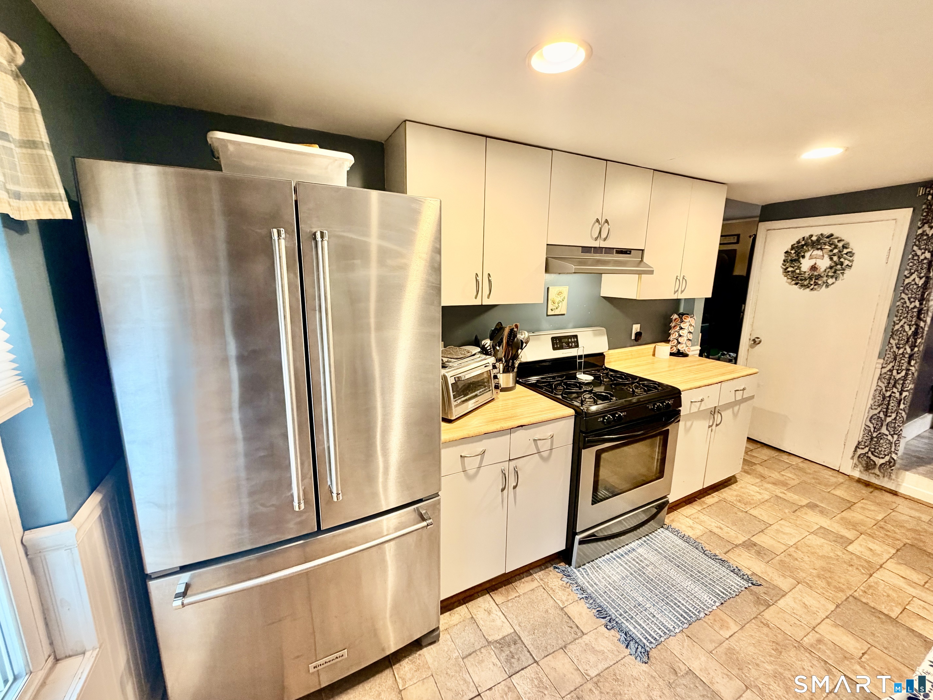 35 Prospect Street Property Photo 7