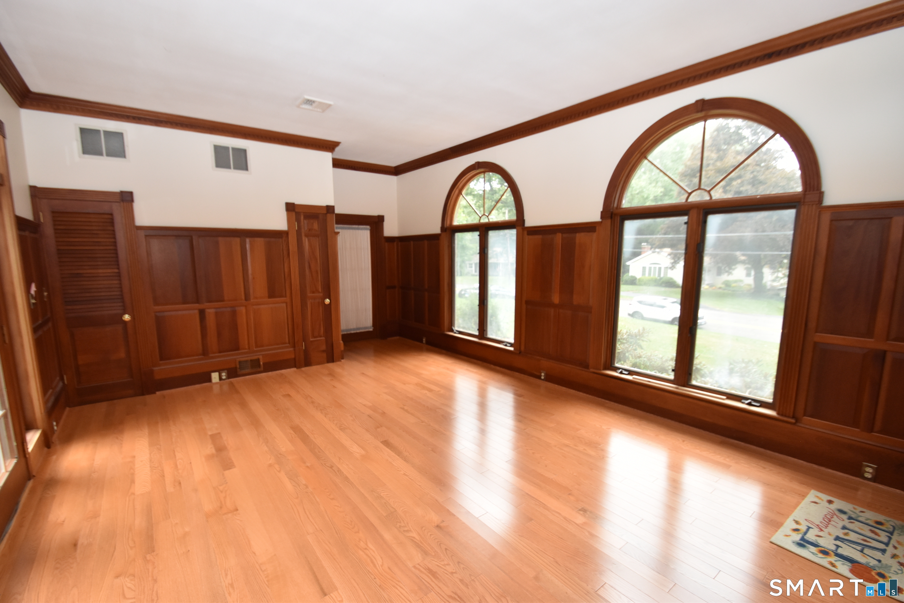 62 Buttonball Lane Property Photo 21