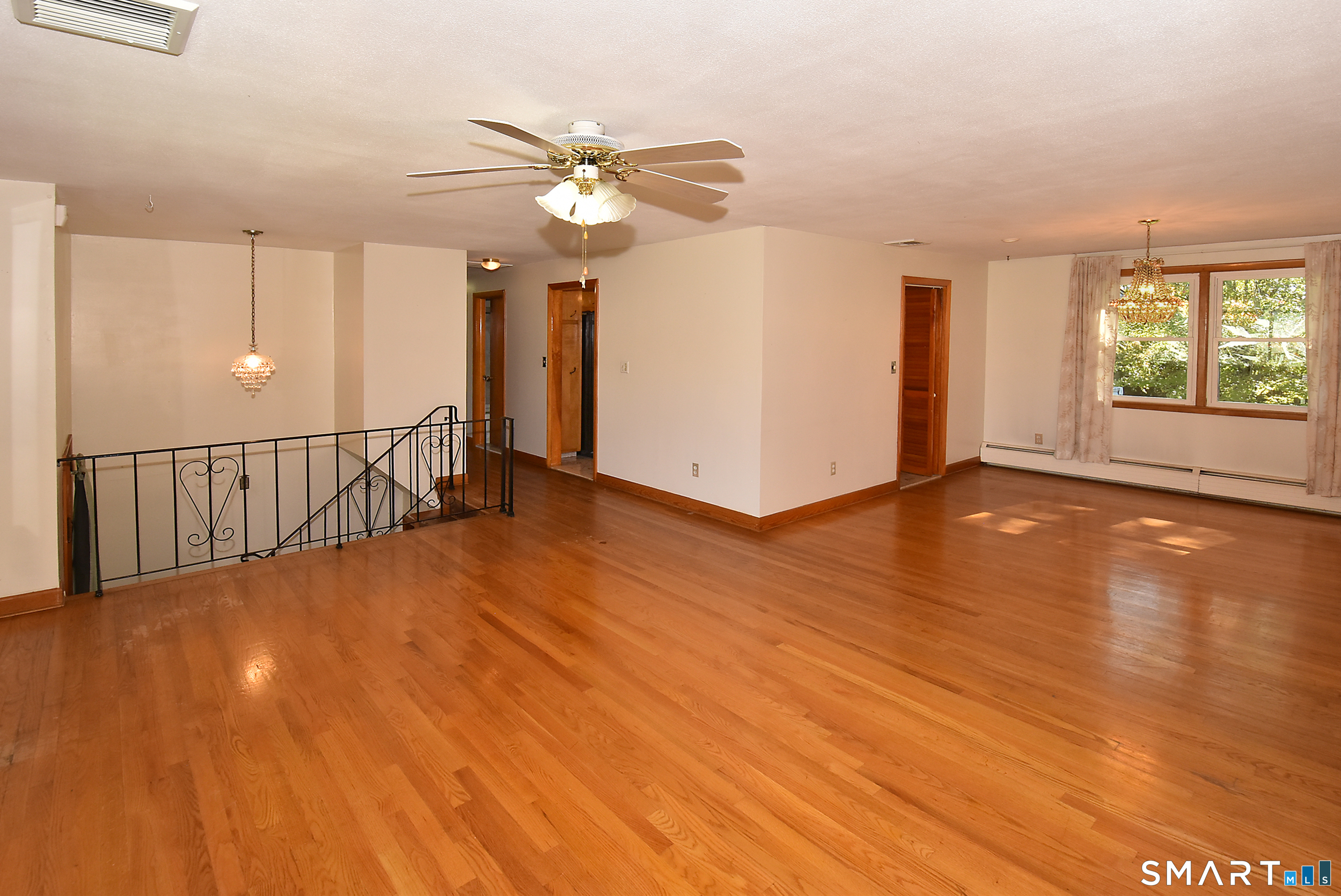 132 Ridge Crest Circle Property Photo 8