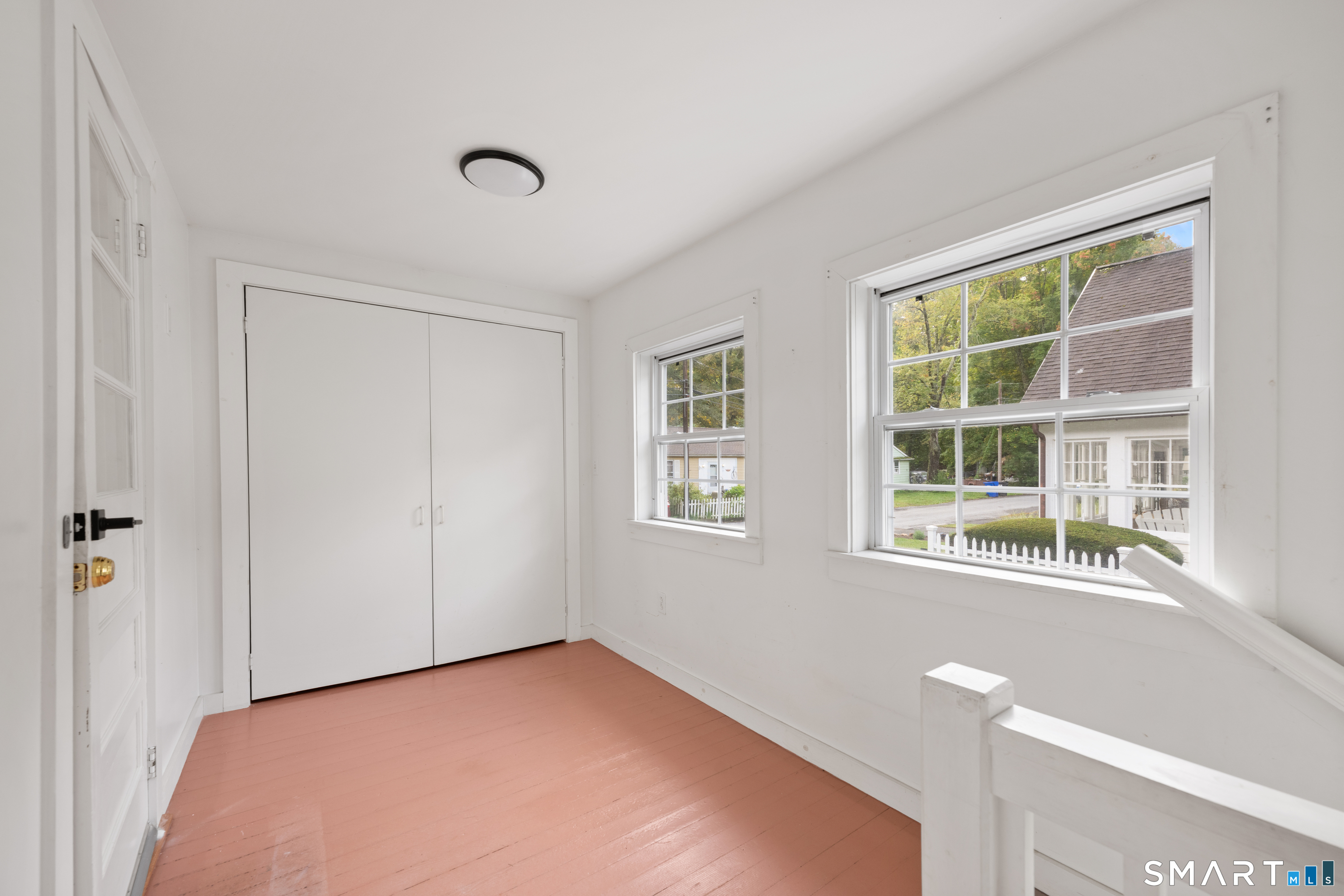 8 Hillside Road Property Photo 22