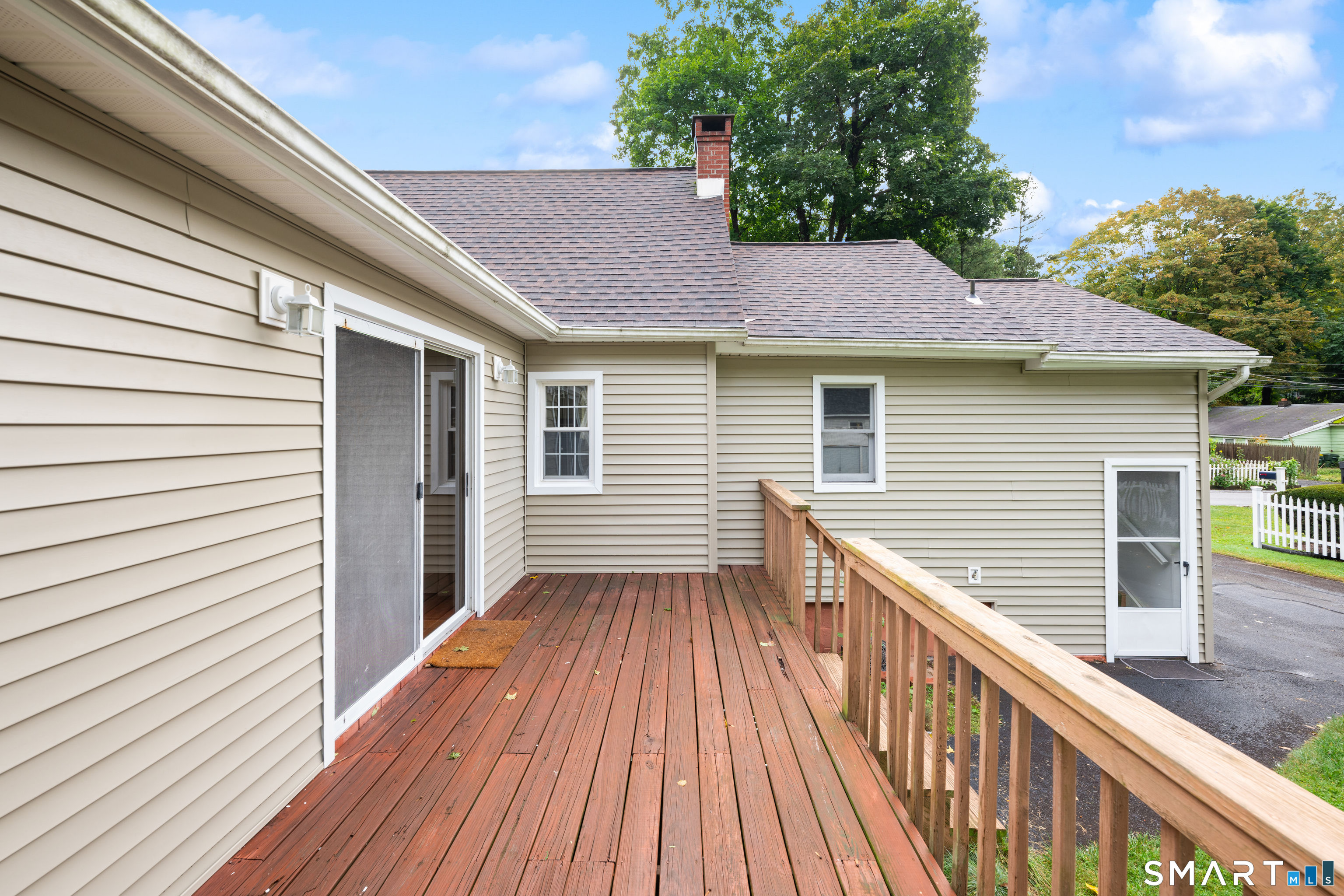 8 Hillside Road Property Photo 26