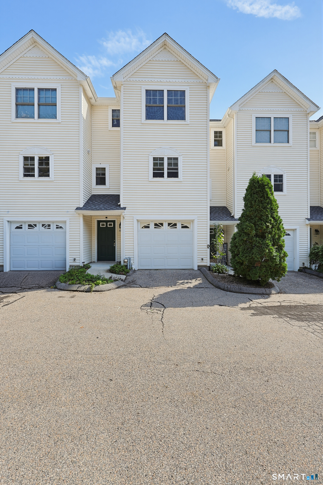 178 Summit Street Property Photo 1