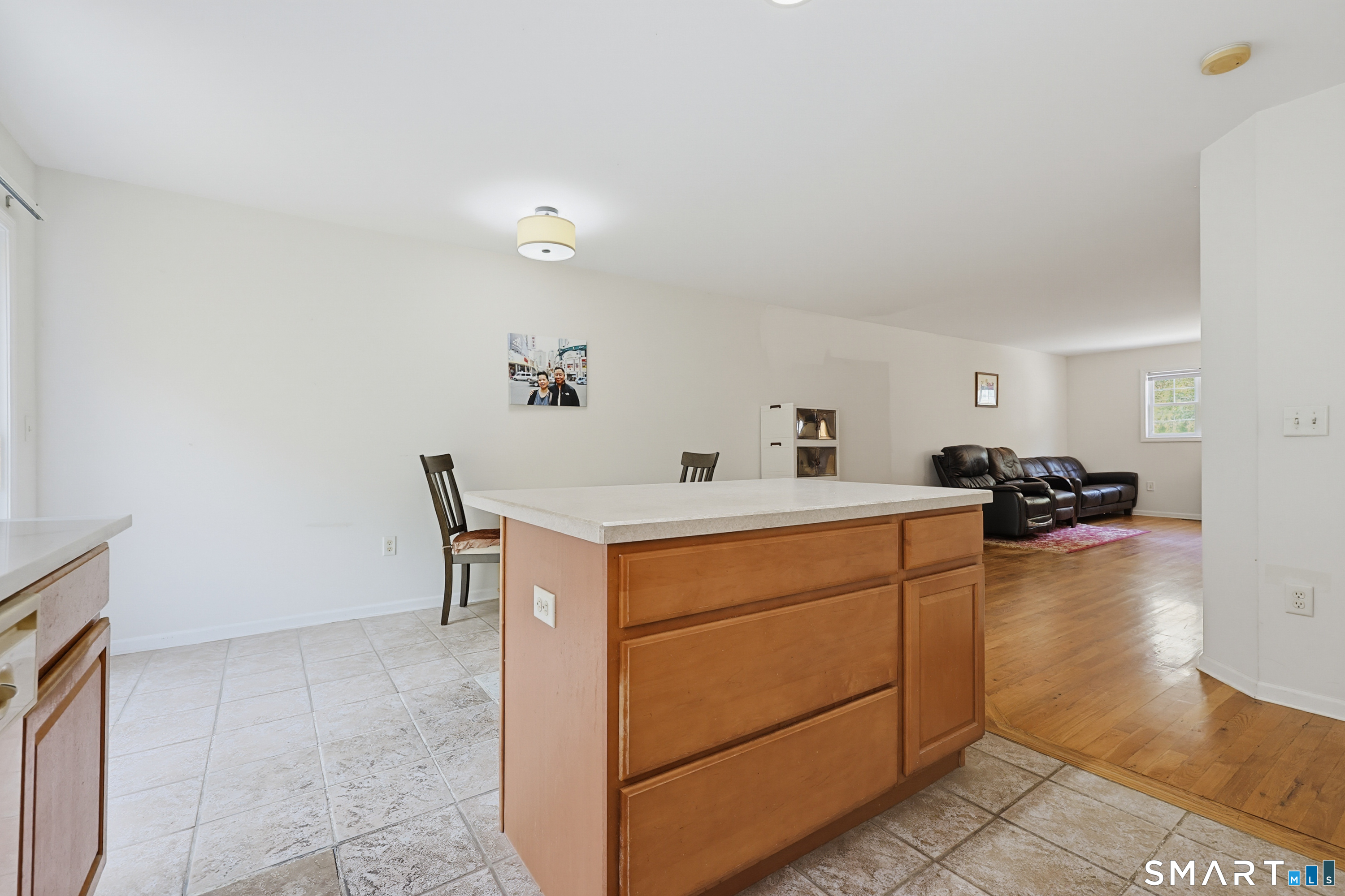 178 Summit Street Property Photo 9
