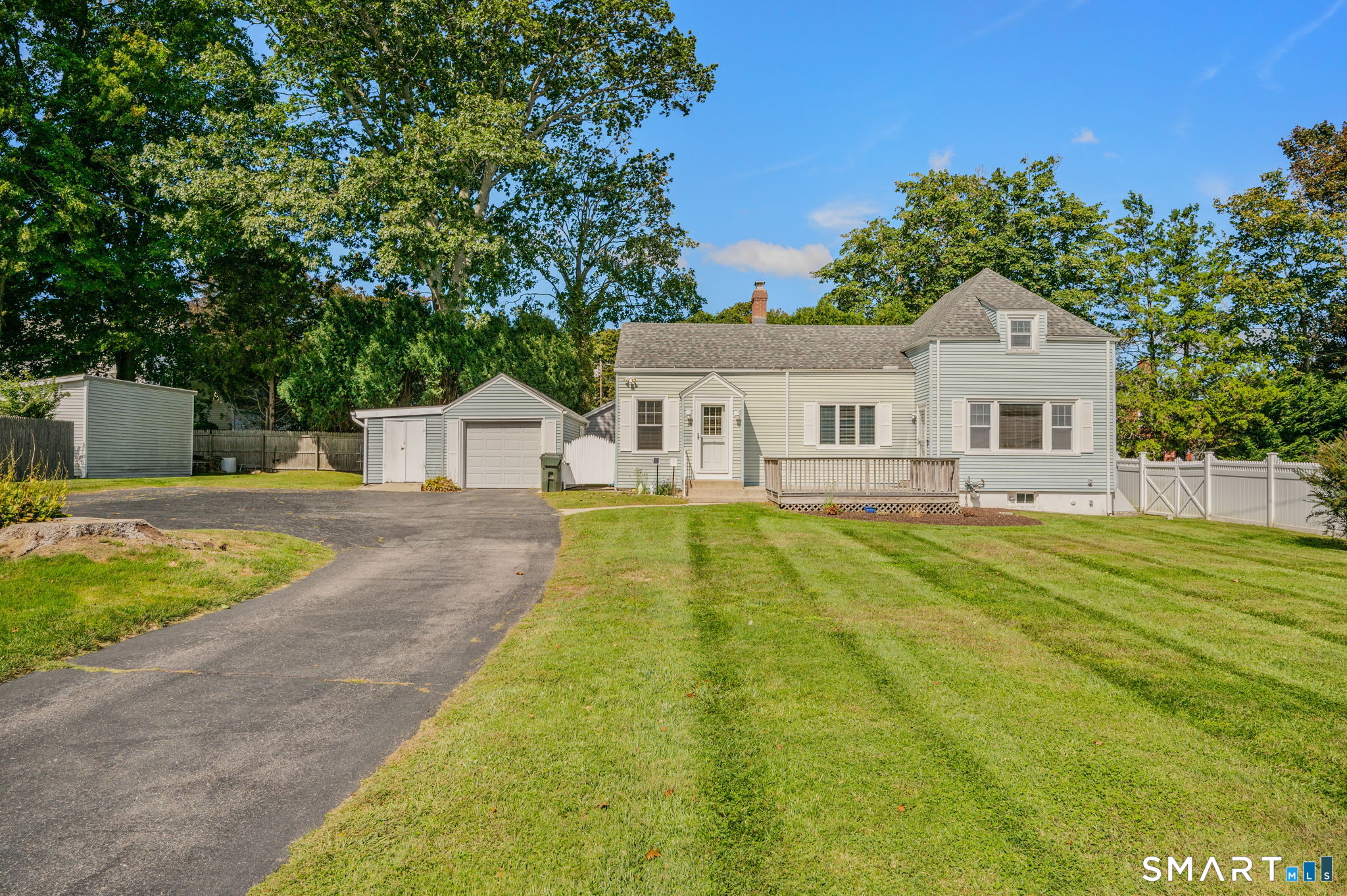 37 Gardner Avenue Property Photo 1