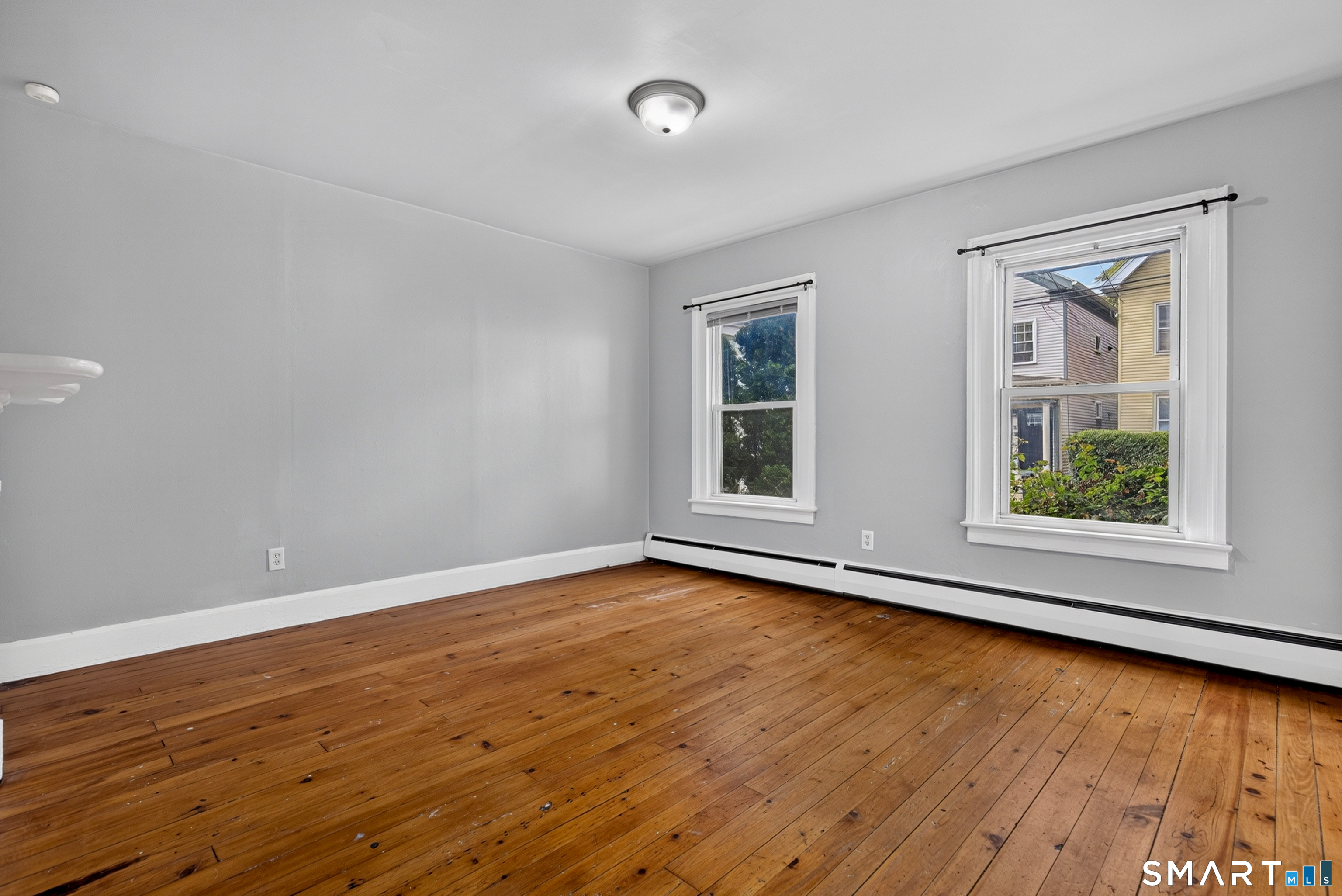 191 Willow (first Floor) Street Property Photo 4