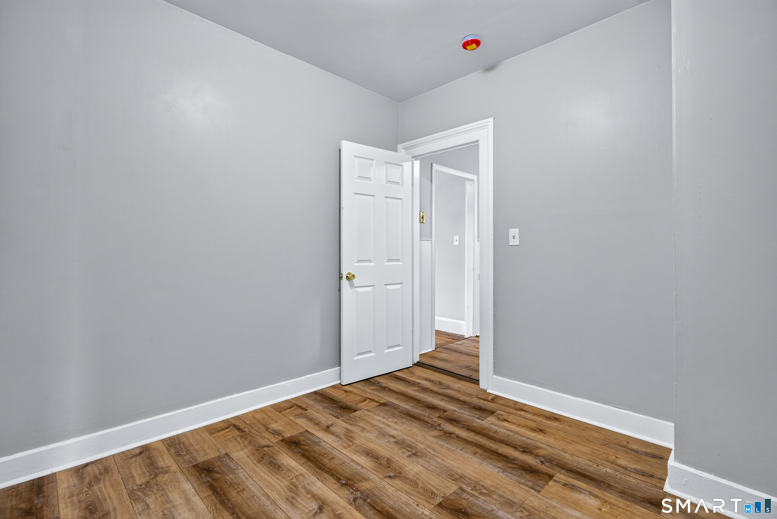 191 Willow (first Floor) Street Property Photo 11