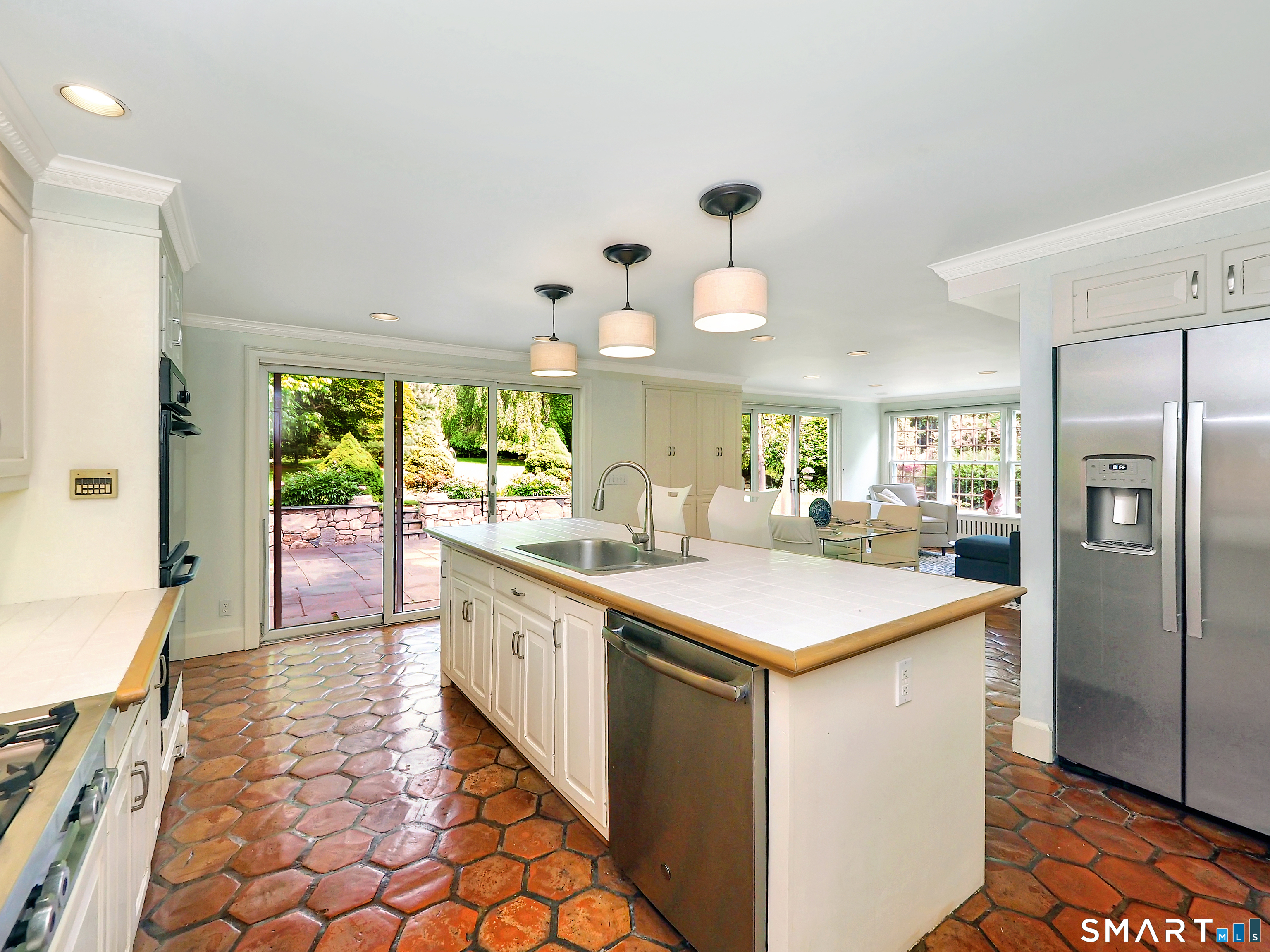 1263 Westover Road Property Photo 9