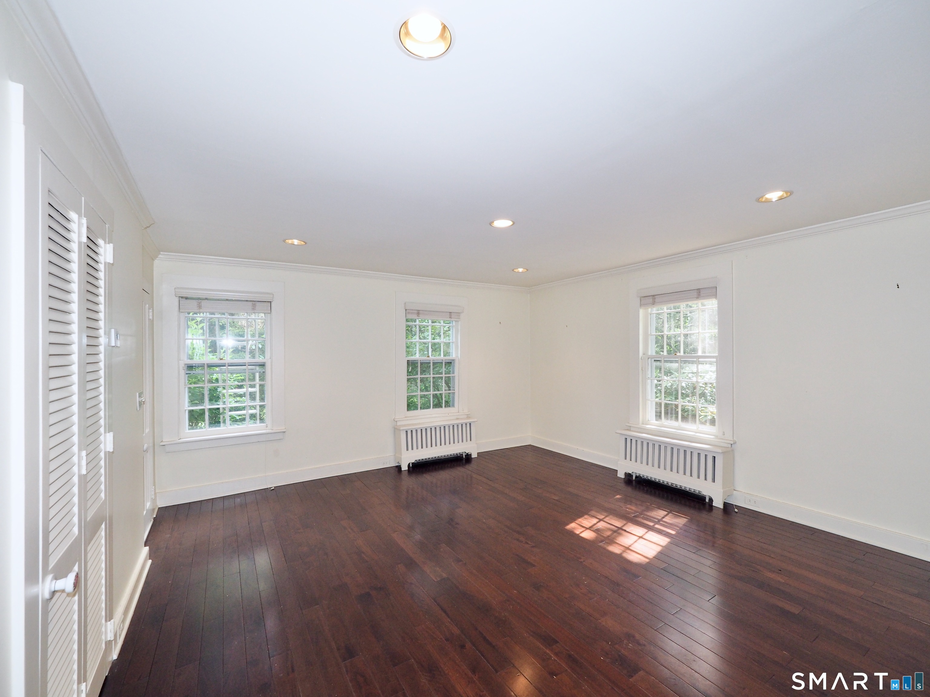 1263 Westover Road Property Photo 13