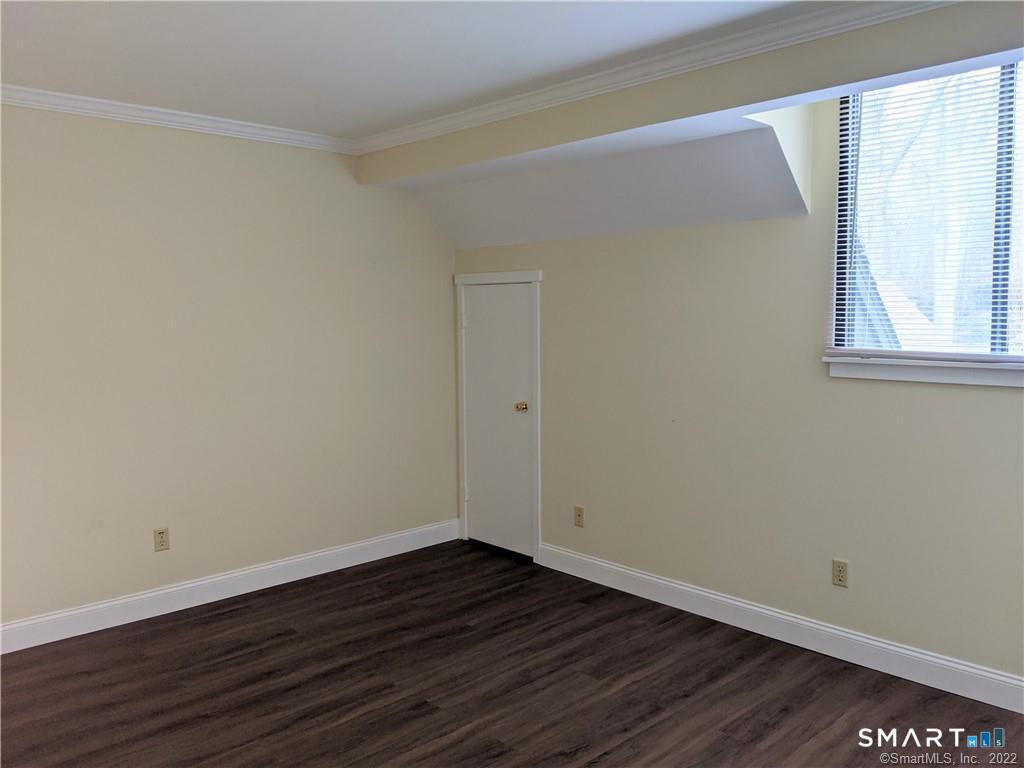 593 Heritage E Village Property Photo 6
