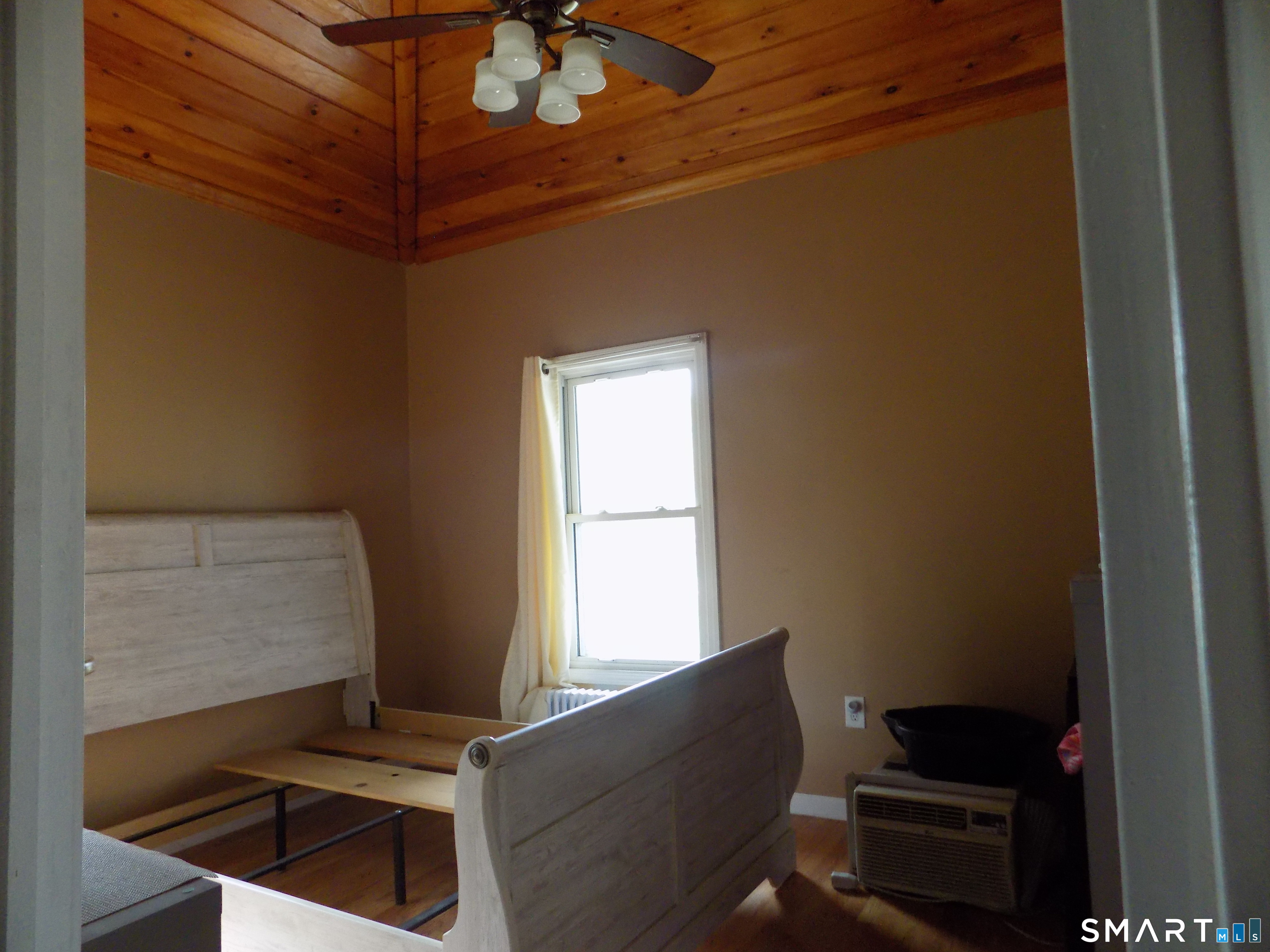 656 Kent Road Property Photo 14