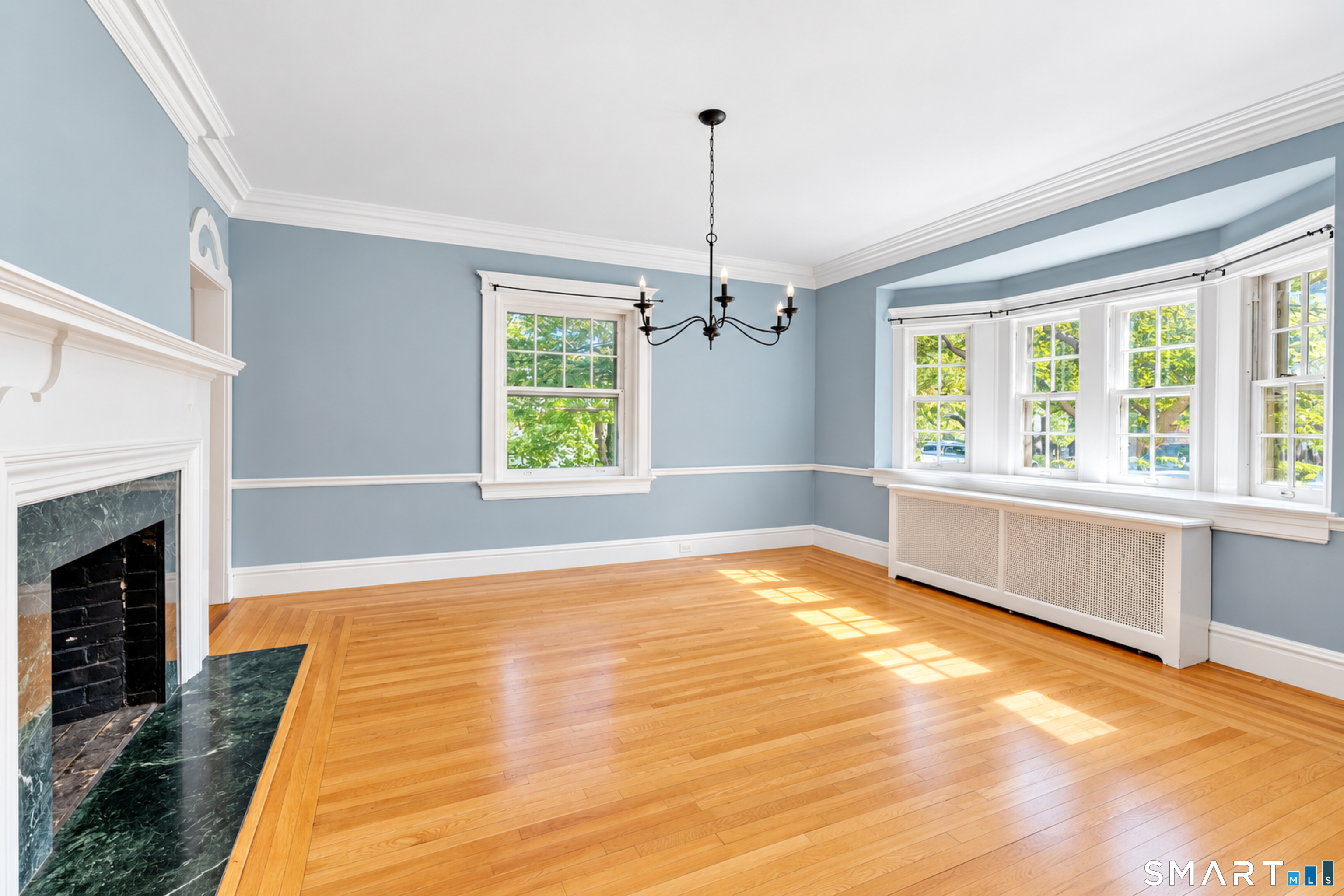 352 Mckinley Avenue Property Photo 8
